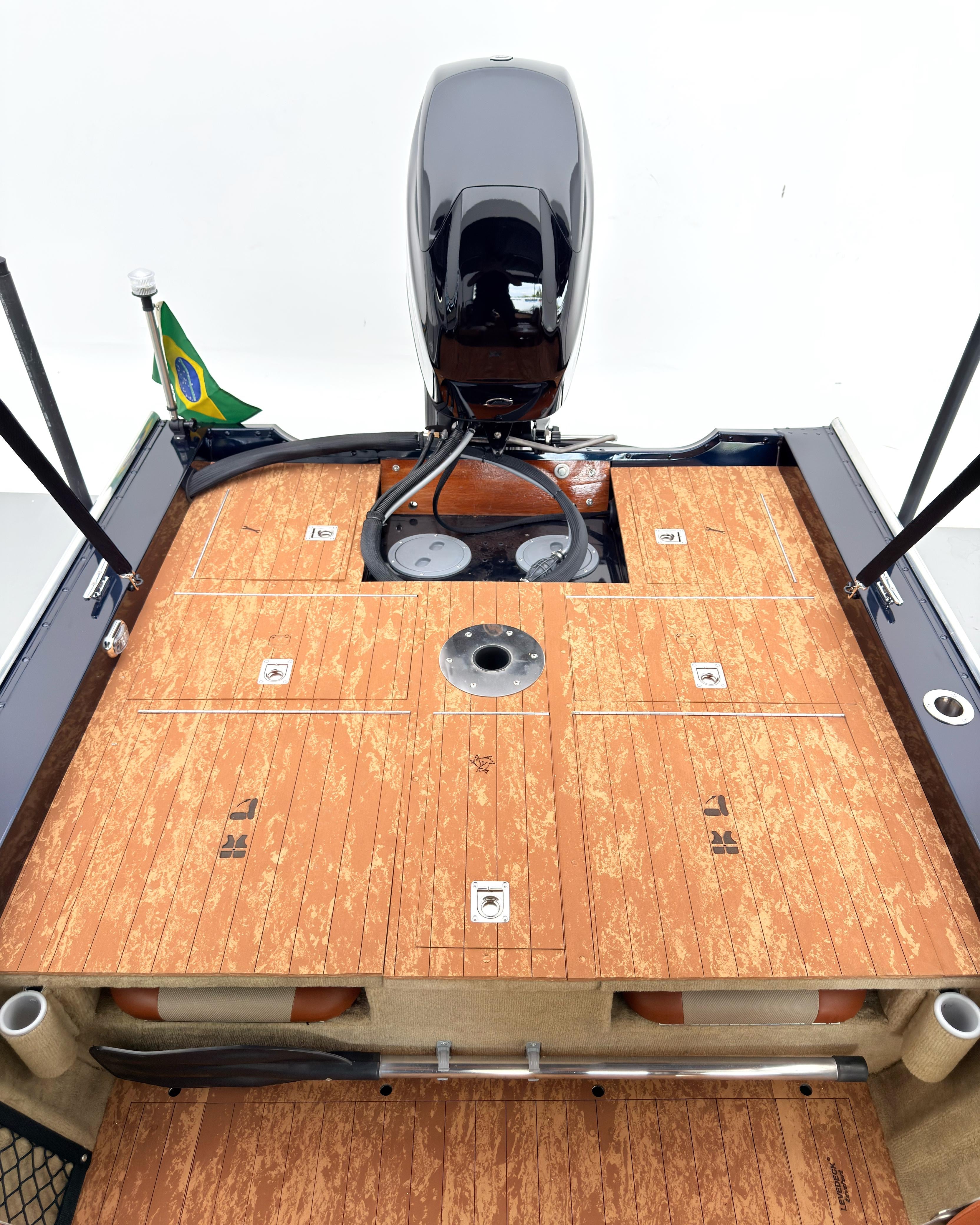 Barco Levefort Marfim 6.0 Sport Fishing Freestyle + Motor 60HP + Carreta rodoviária