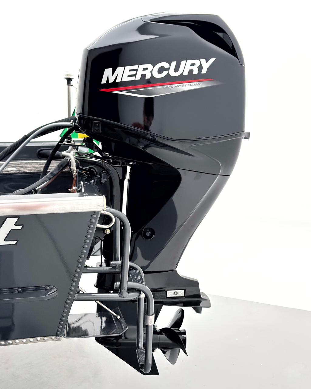 Barco Levefort Marfim 6.0 Sport Fishing Freestyle + Motor 60HP + Carreta rodoviária