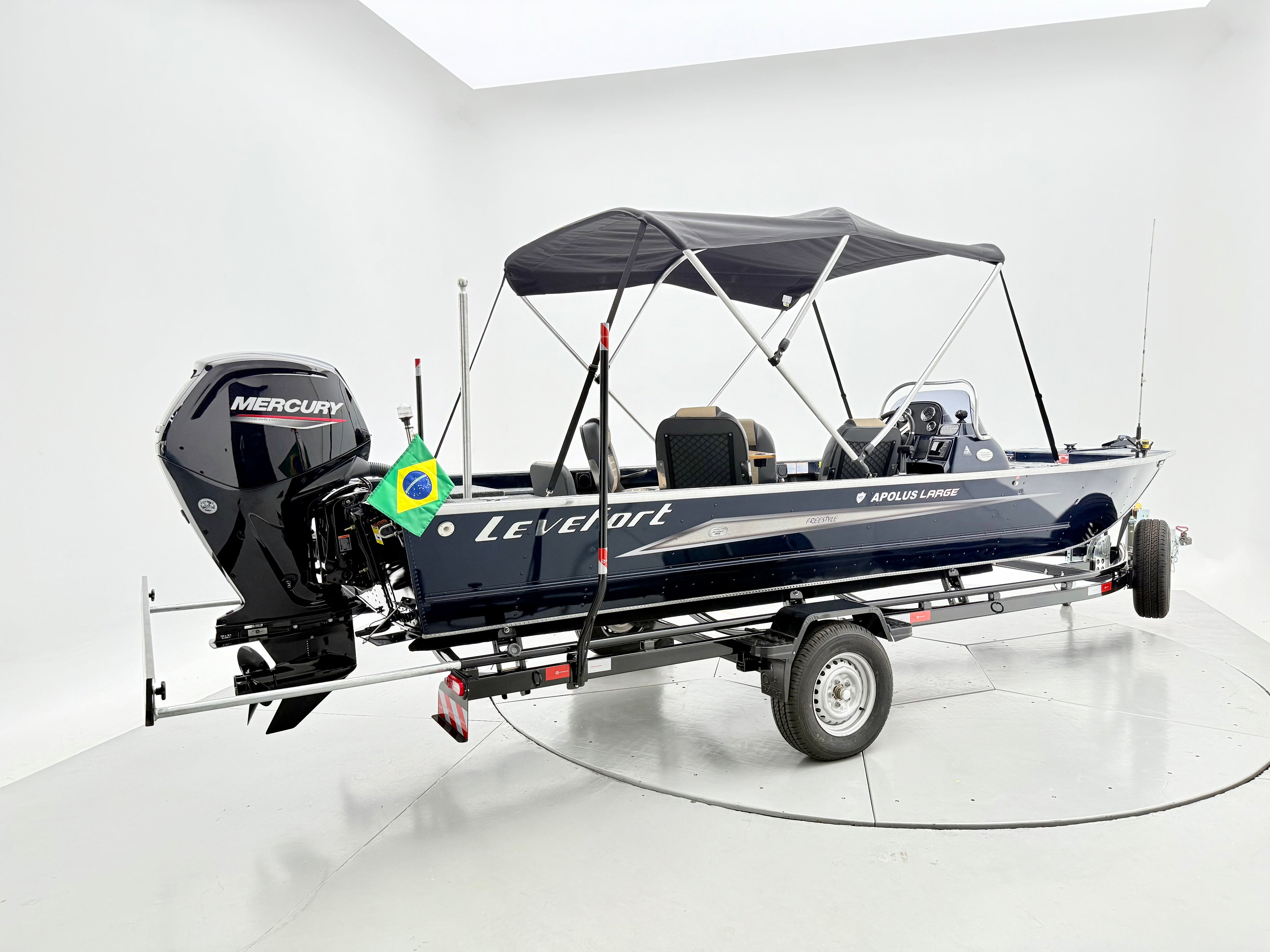 Barco Levefort Apolus Large FREESTYLE + Motor 100HP + Carreta com freio