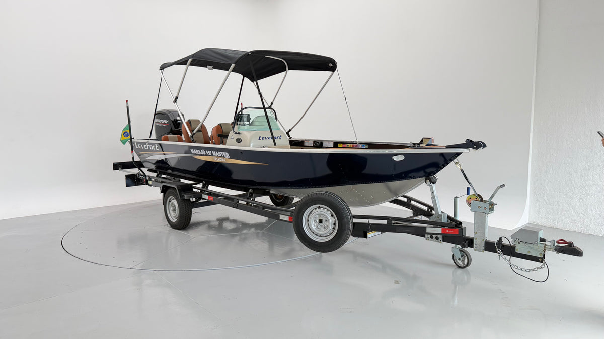 Barco Levefort Marajó Master Freestyle 19′ Special Series + Motor Mercury 100HP + Carreta rodoviaria