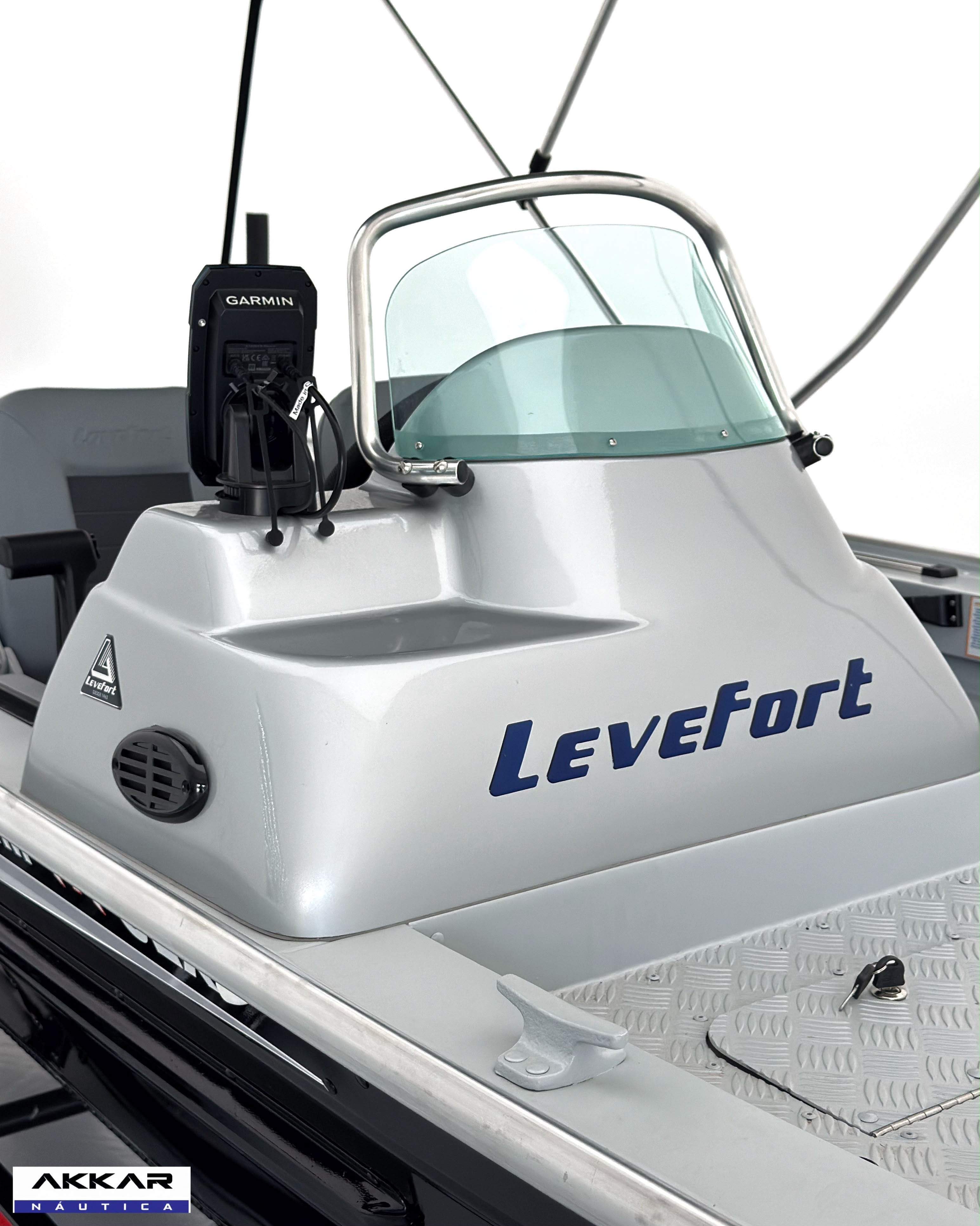 Barco alumínio Levefort Marfim TR CLX + Motor 40HP 4T