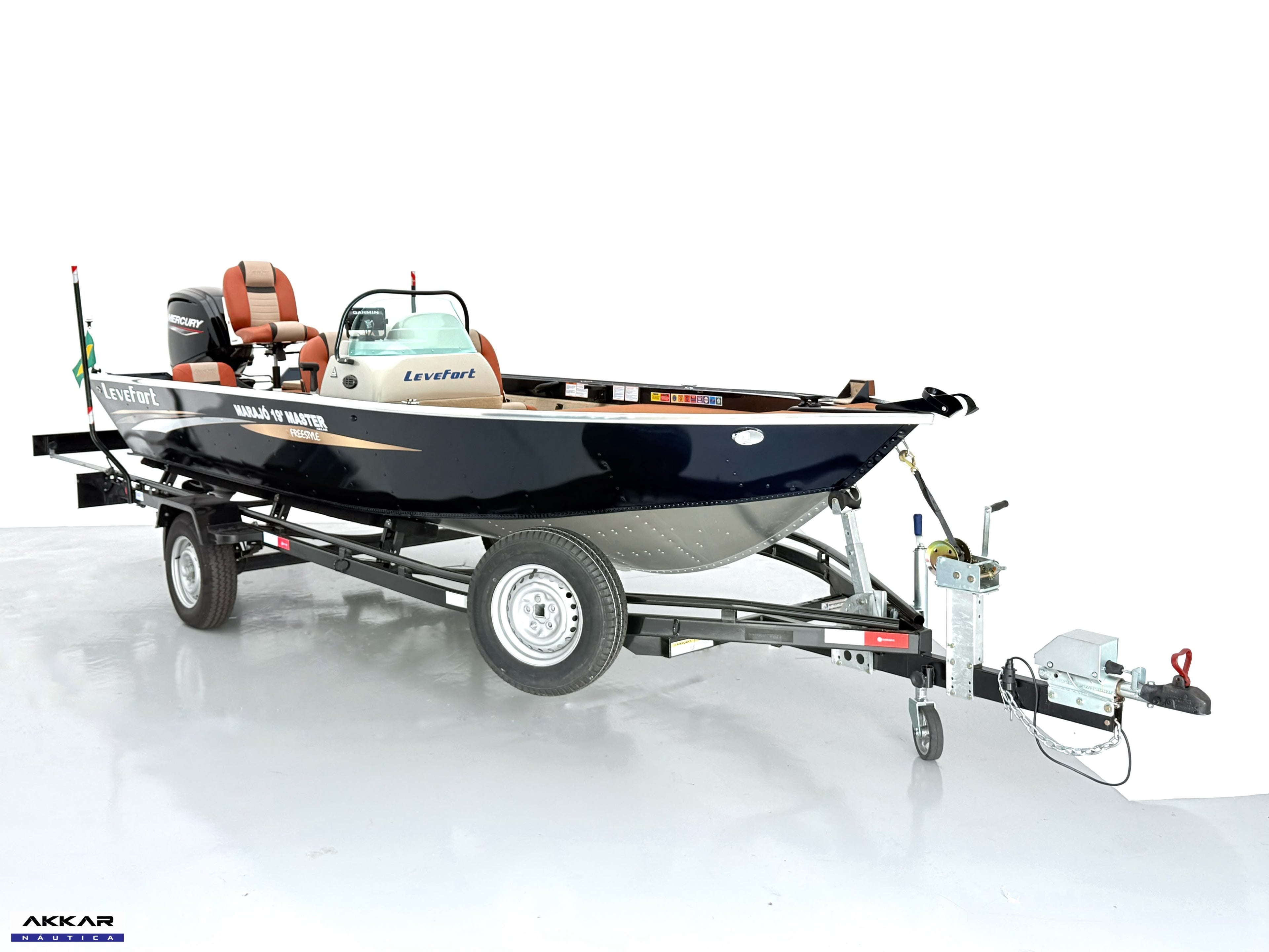 Barco Levefort Marajó Master Freestyle 19′ Special Series + Motor Mercury 100HP + Carreta rodoviaria