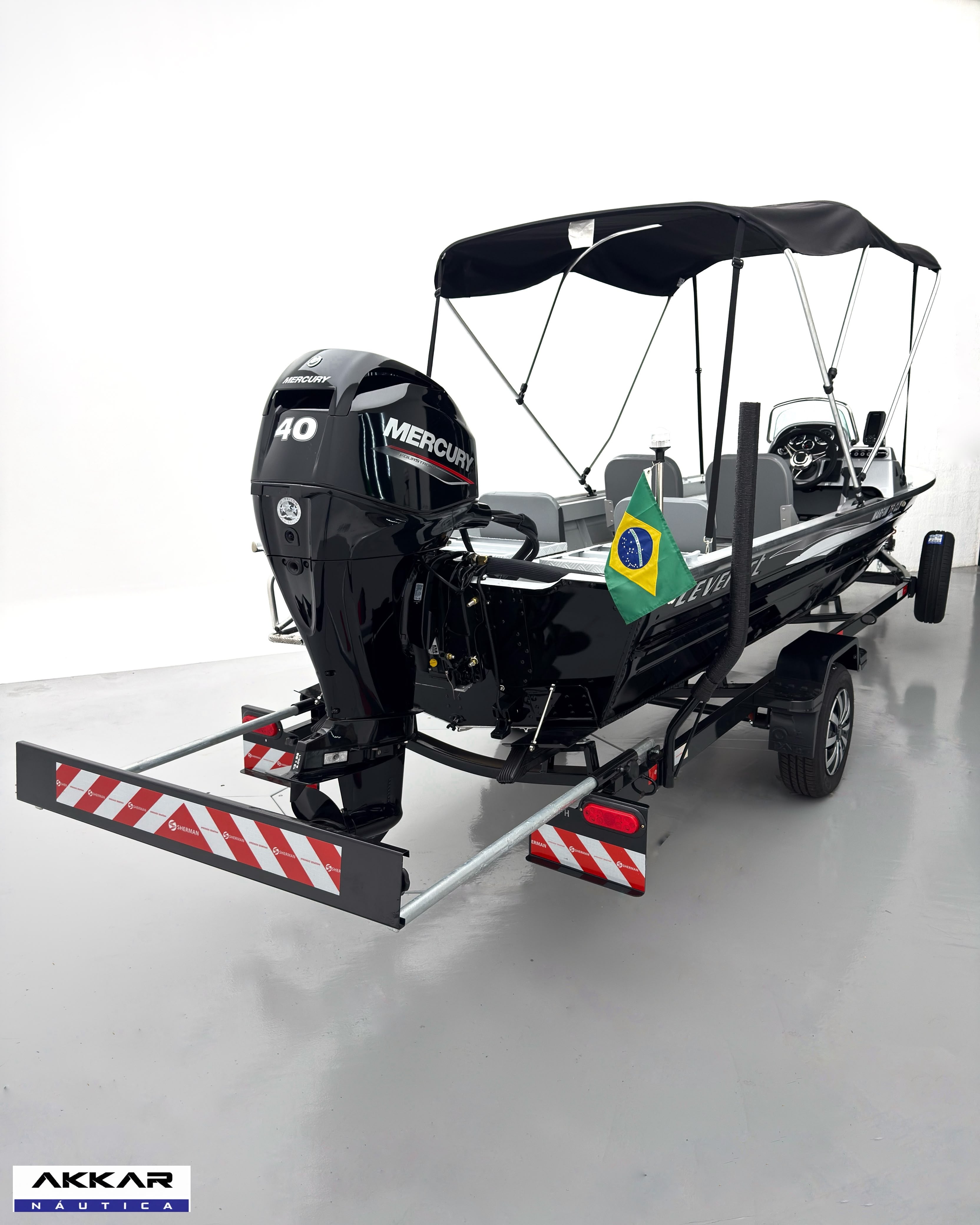 Barco alumínio Levefort Marfim TR CLX + Motor 40HP 4T