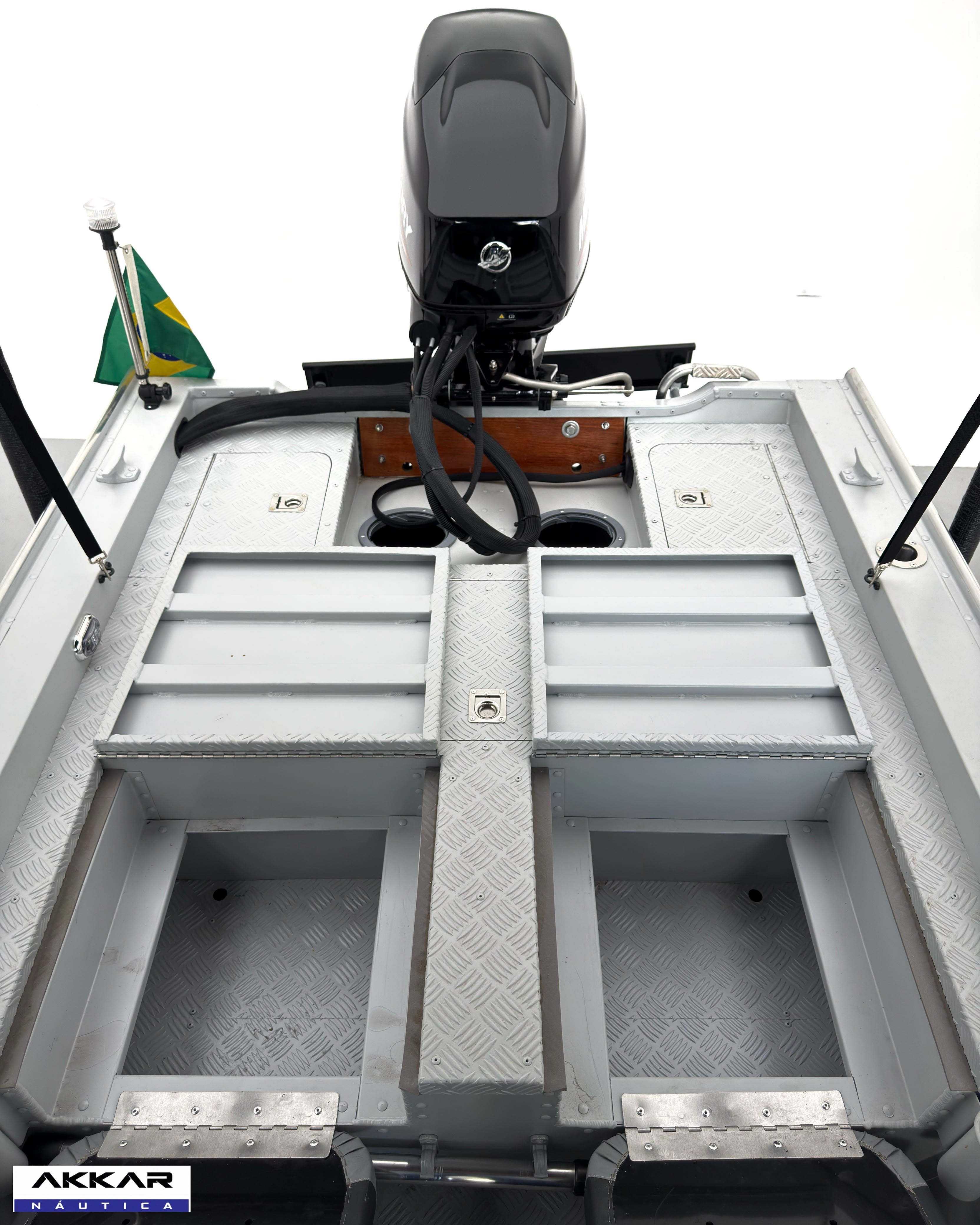 Barco alumínio Levefort Marfim TR CLX + Motor 40HP 4T