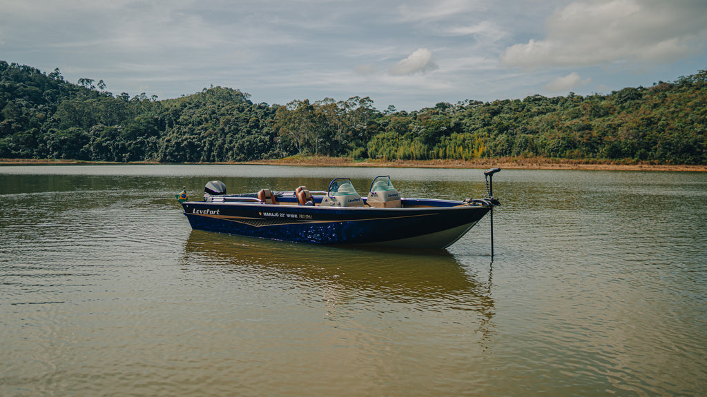 Levefort Marajó Wide Freestyle 22′ + Motor Mercury 300 PROXS