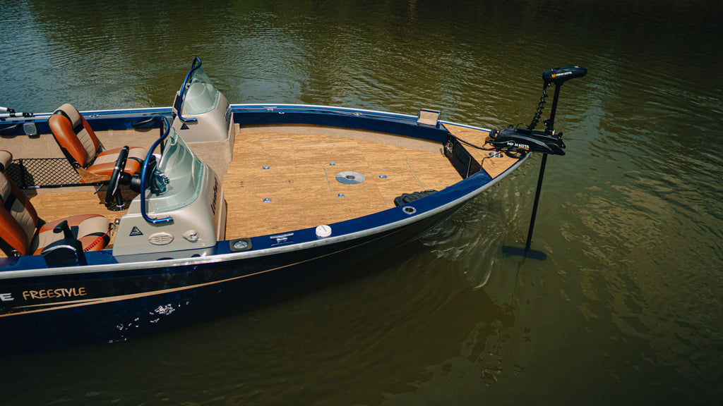 Levefort Marajó Wide Freestyle 22′ + Motor Mercury 300 PROXS