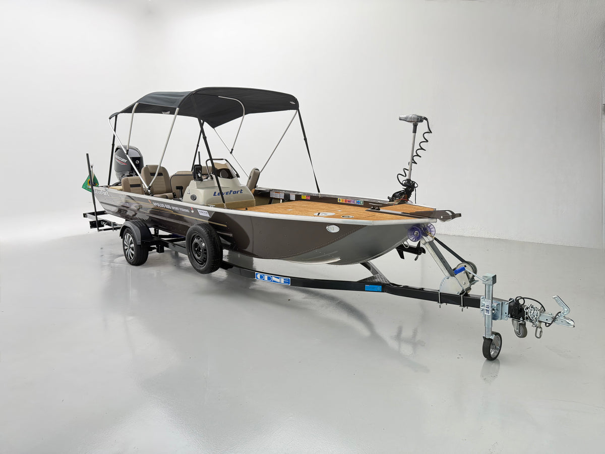 Barco lancha Levefort Apolus 600 + Motor popa Mercury 60HP ELPT EF + Carreta rodoviária