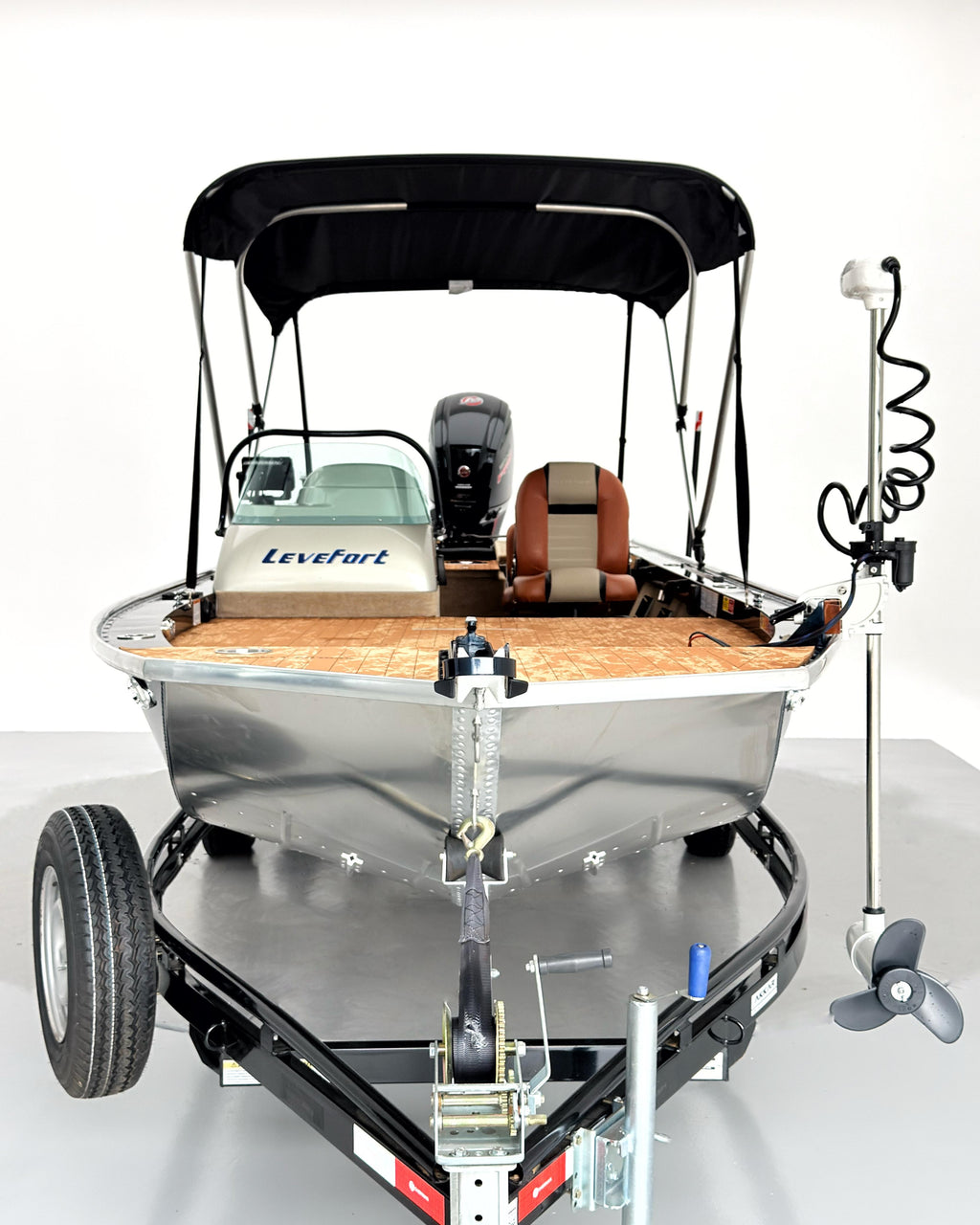 Barco Levefort Apolus Large FREESTYLE + Motor 115HP + Carreta com freio