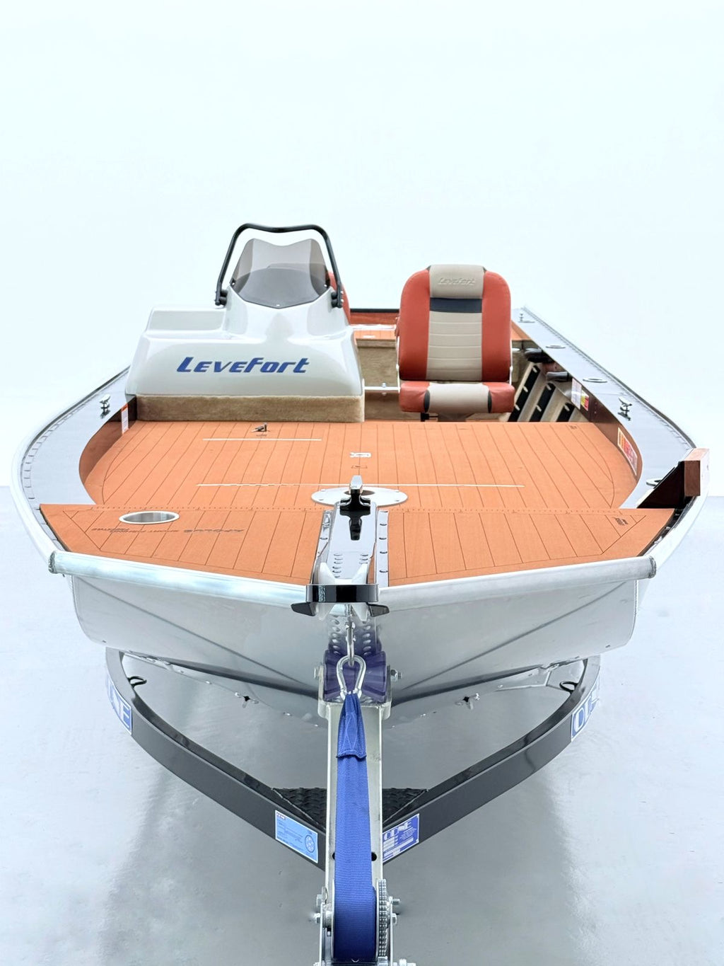 Casco Levefort Apolus 600 Sport Fishing