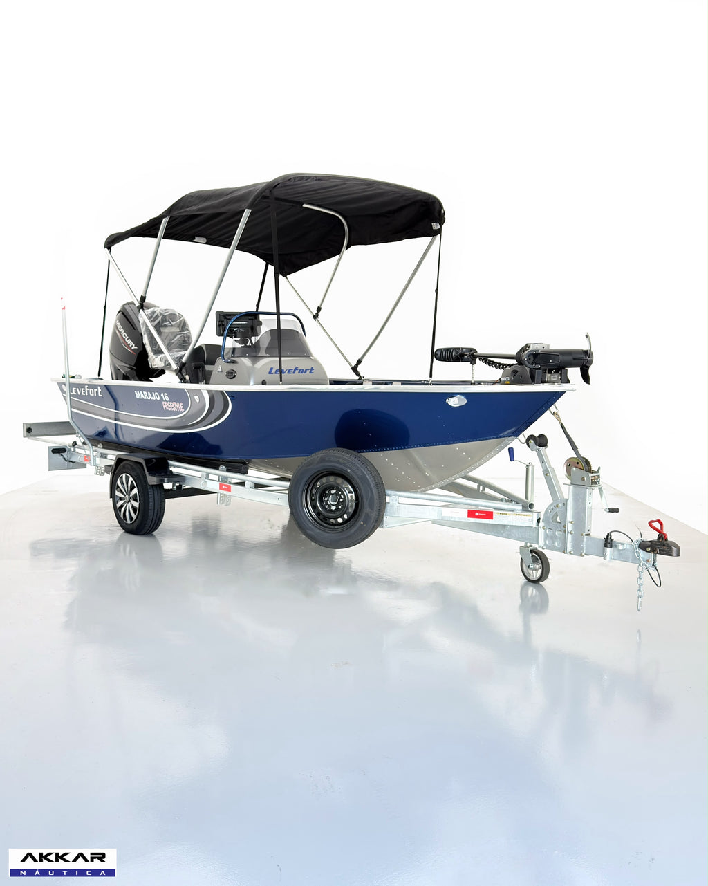 Barco Levefort Marajó Freestyle 16  + Motor 100HP + Carreta