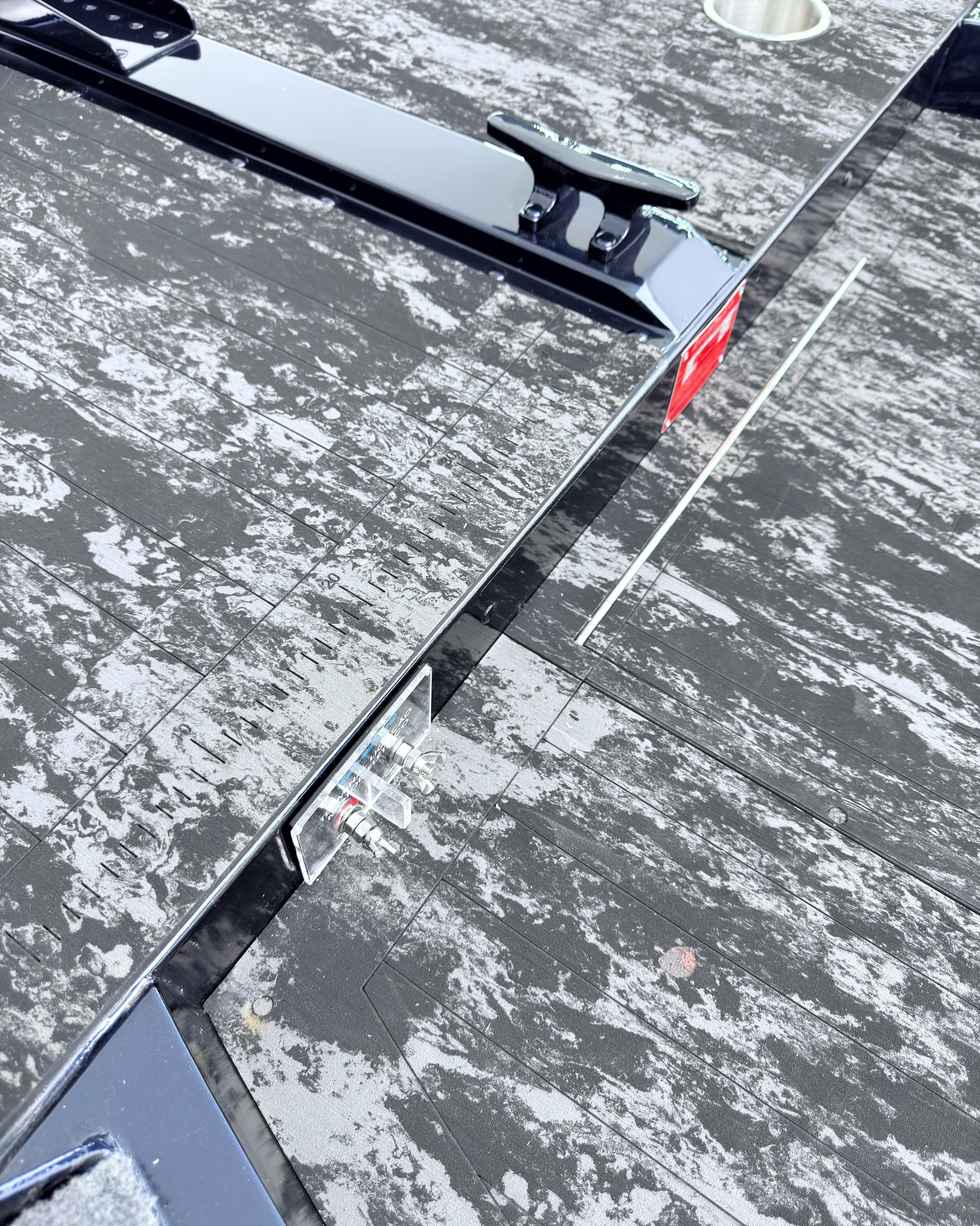 Barco lancha Levefort Apolus 600 S + Motor popa Mercury 100HP ELPT EFI + Carreta rodoviária