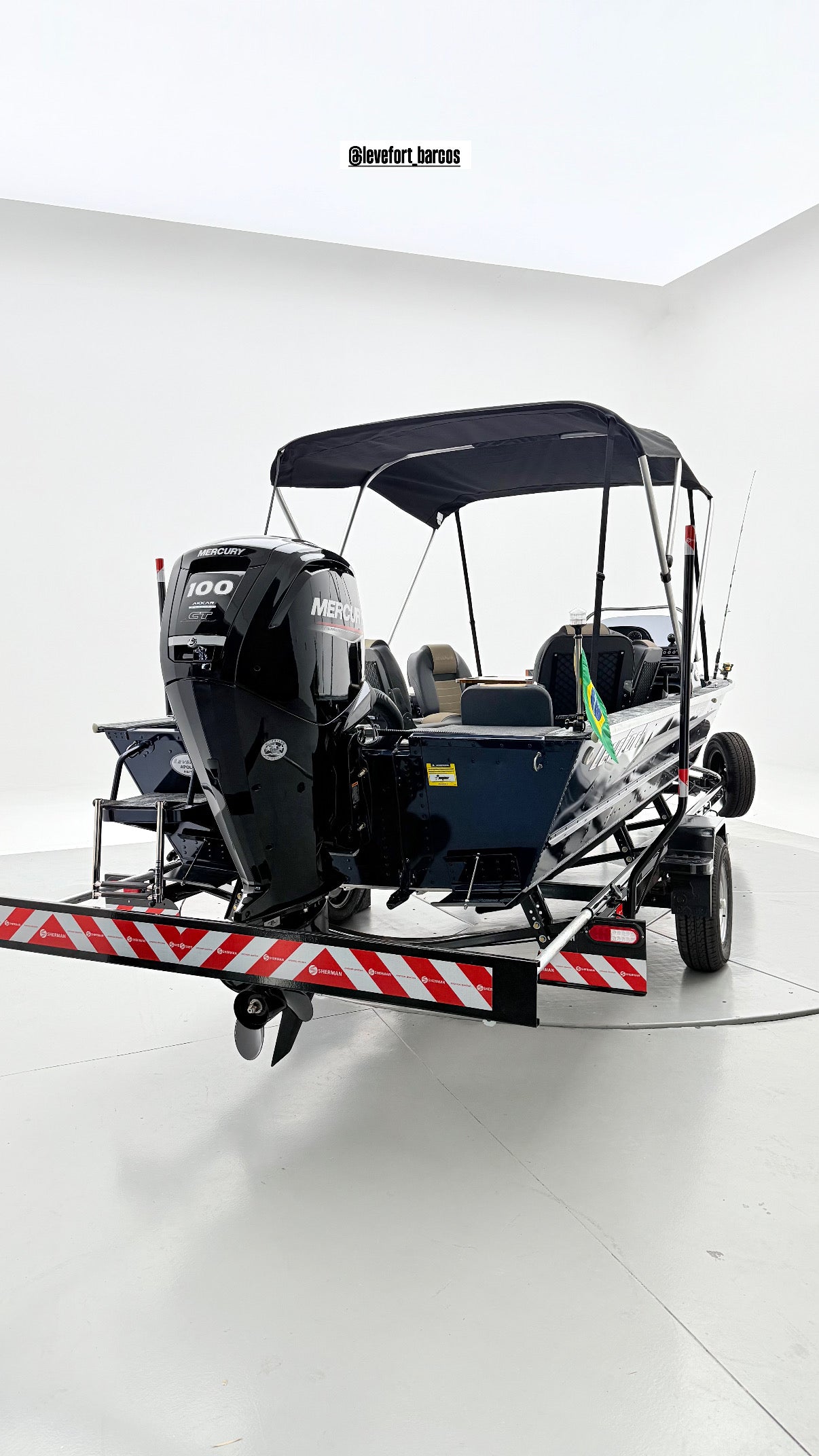 Barco Levefort Apolus Large FREESTYLE + Motor 100HP + Carreta com freio