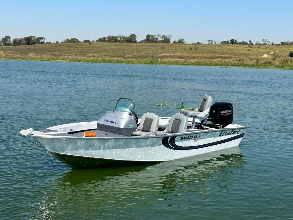 Barco Levefort Marajó Freestyle 16  + Motor 60HP + Carreta