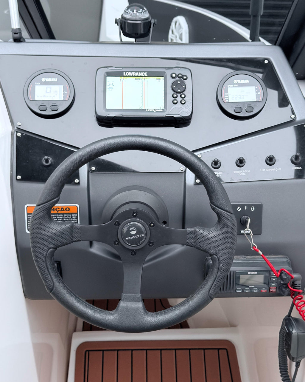 Lancha Barco Ventura 195 Crossover