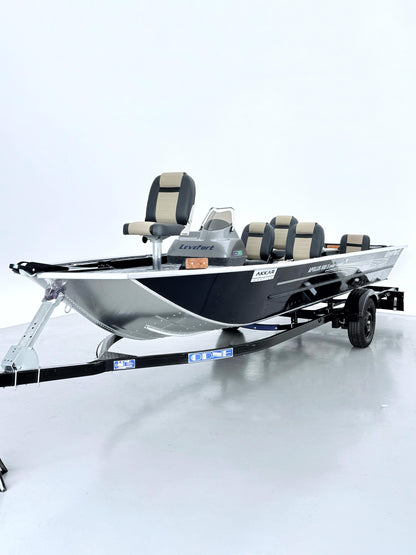 Barco lancha Levefort Apolus 600 S + Motor popa Mercury 100HP ELPT EFI + Carreta rodoviária