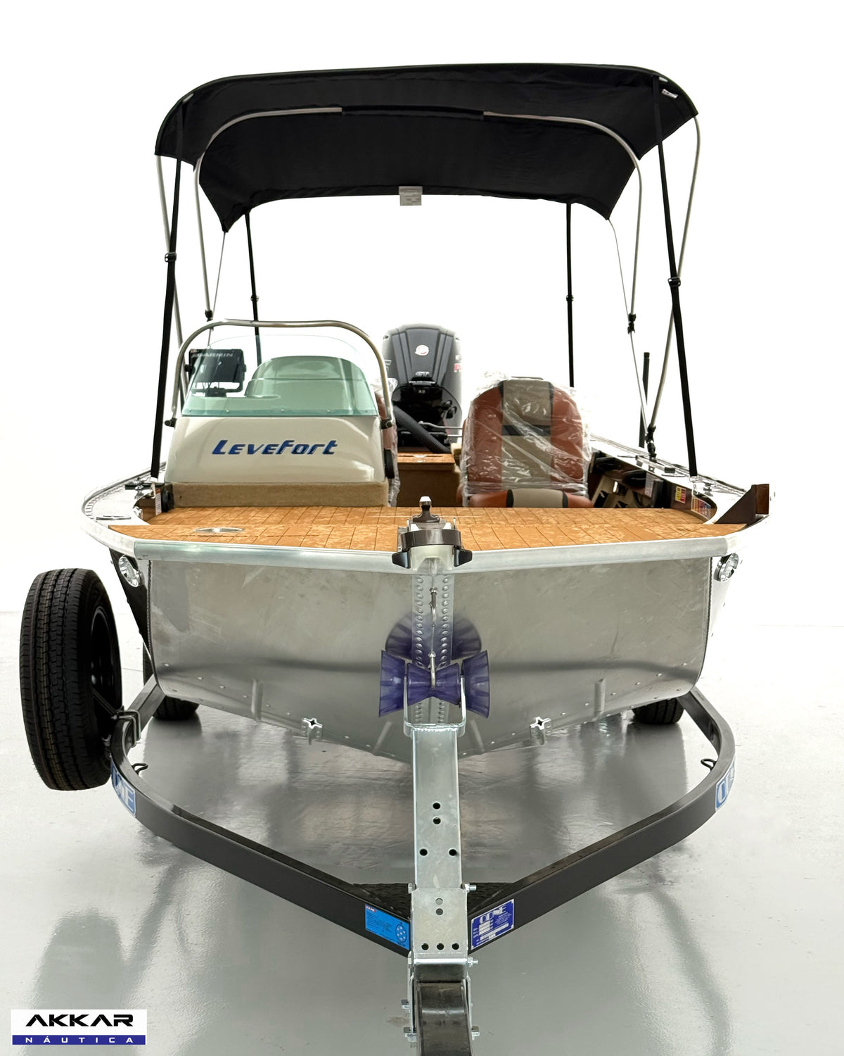Barco Levefort Apolus Large FREESTYLE + Motor 115HP + Carreta com freio