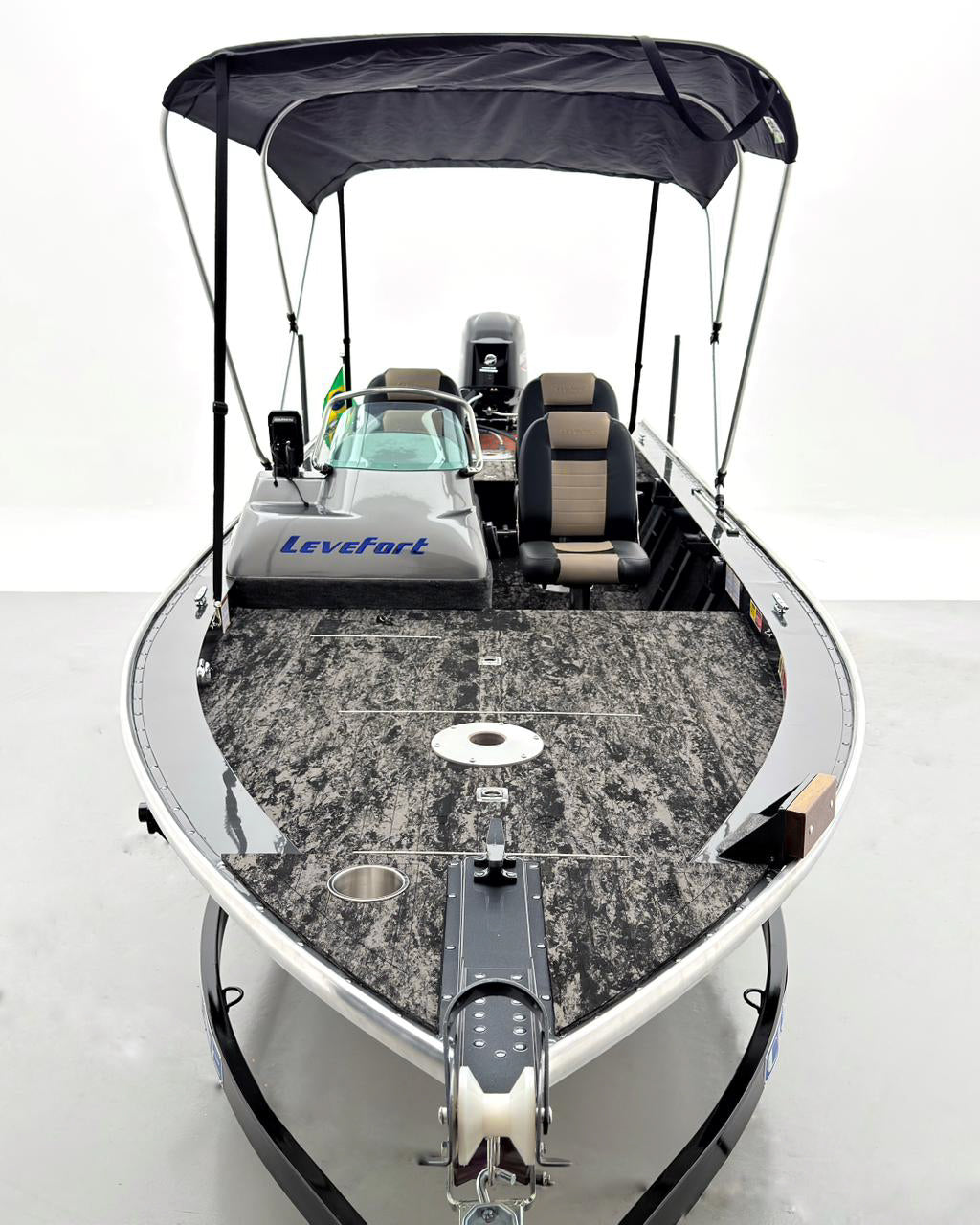Barco Levefort Marfim 6.0 Sport Fishing Freestyle + Motor 60HP + Carreta rodoviária