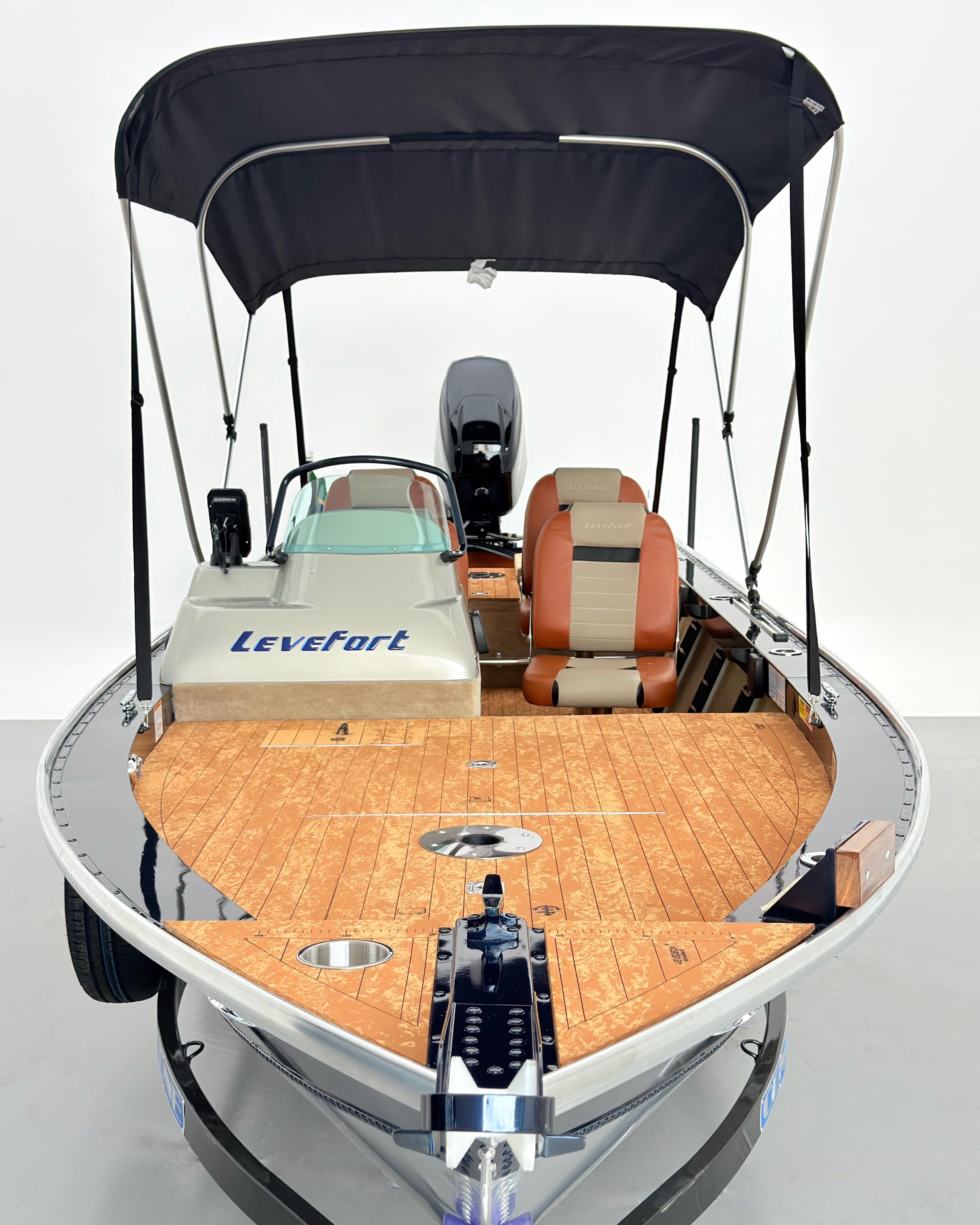 Barco Levefort Marfim 6.0 Sport Fishing Freestyle + Motor 60HP + Carreta rodoviária