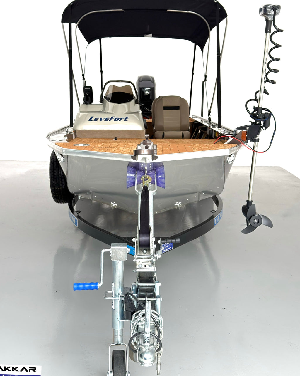 Barco lancha Levefort Apolus 600 + Motor popa Mercury 60HP ELPT EF + Carreta rodoviária