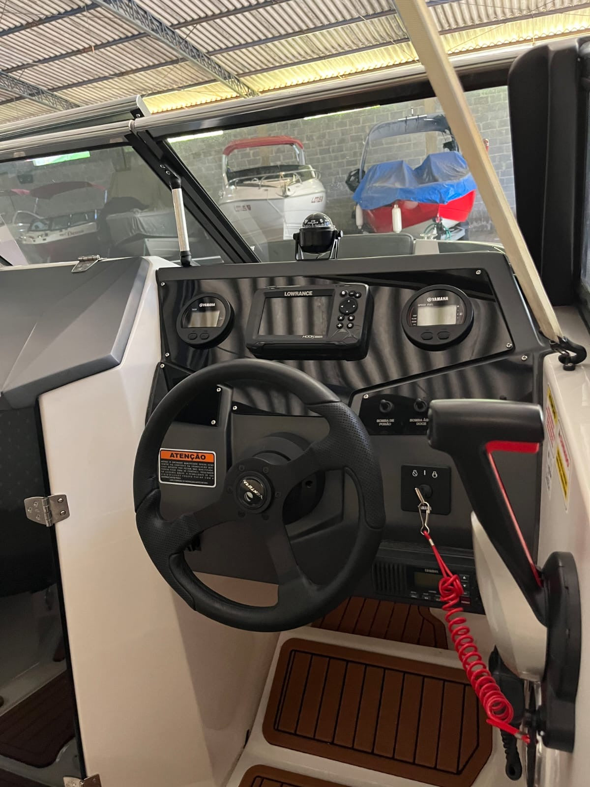 Lancha Barco Ventura 195 Crossover