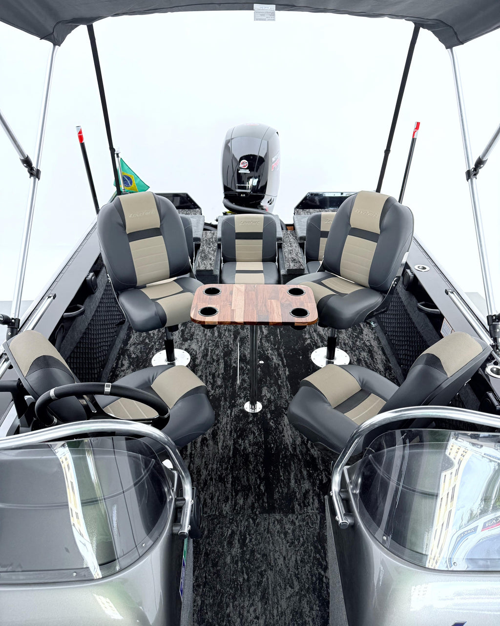 Levefort Marajó Matrix 19 Special Series + Motor Mercury PROXS 150HP + CARRETA RODOVIARIA