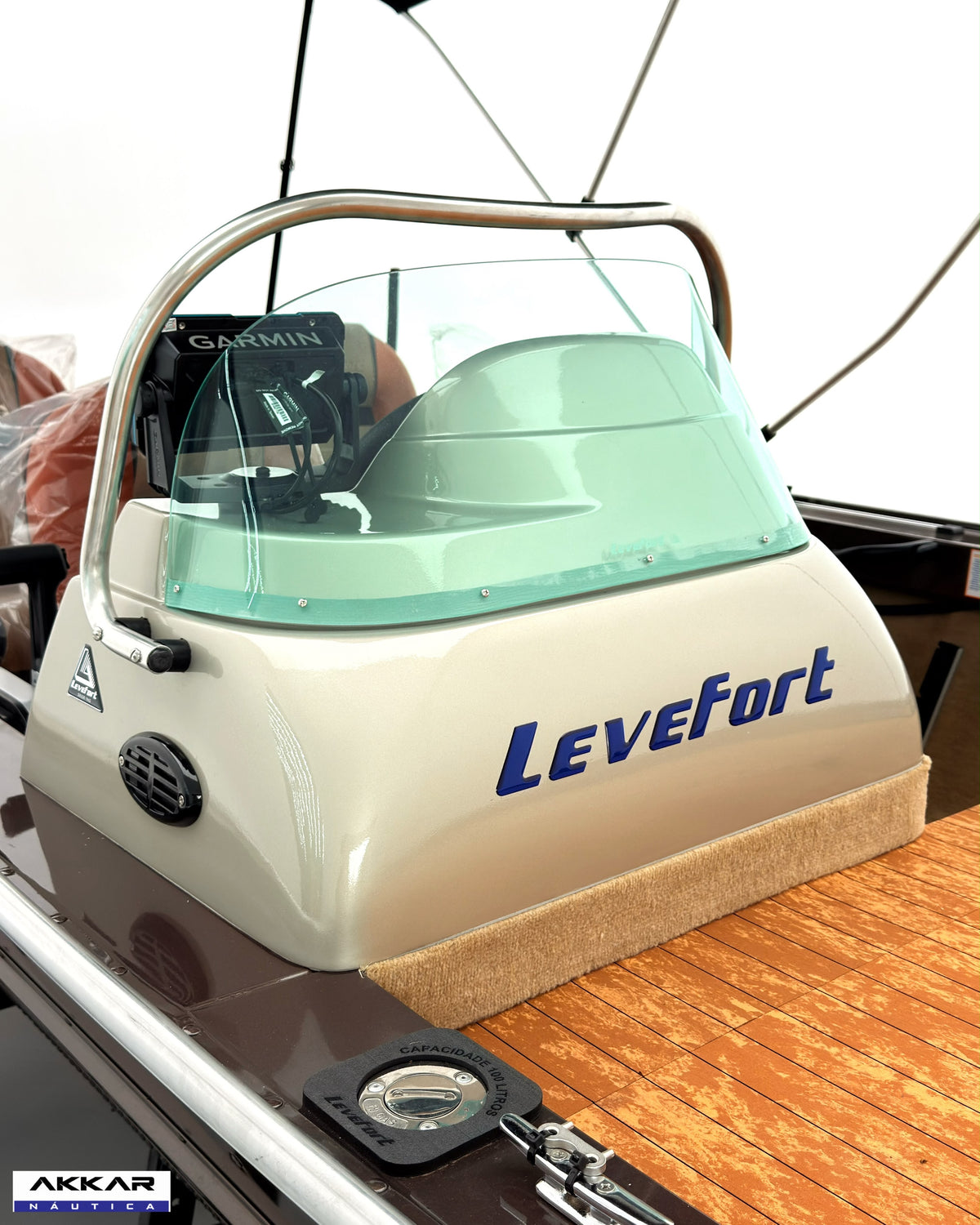Barco Levefort Apolus Large FREESTYLE + Motor 115HP + Carreta com freio