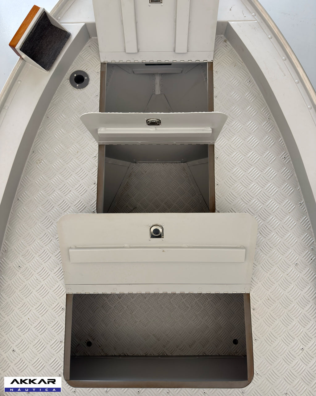 Barco alumínio Levefort Marfim TR CLX + Motor 40HP 4T