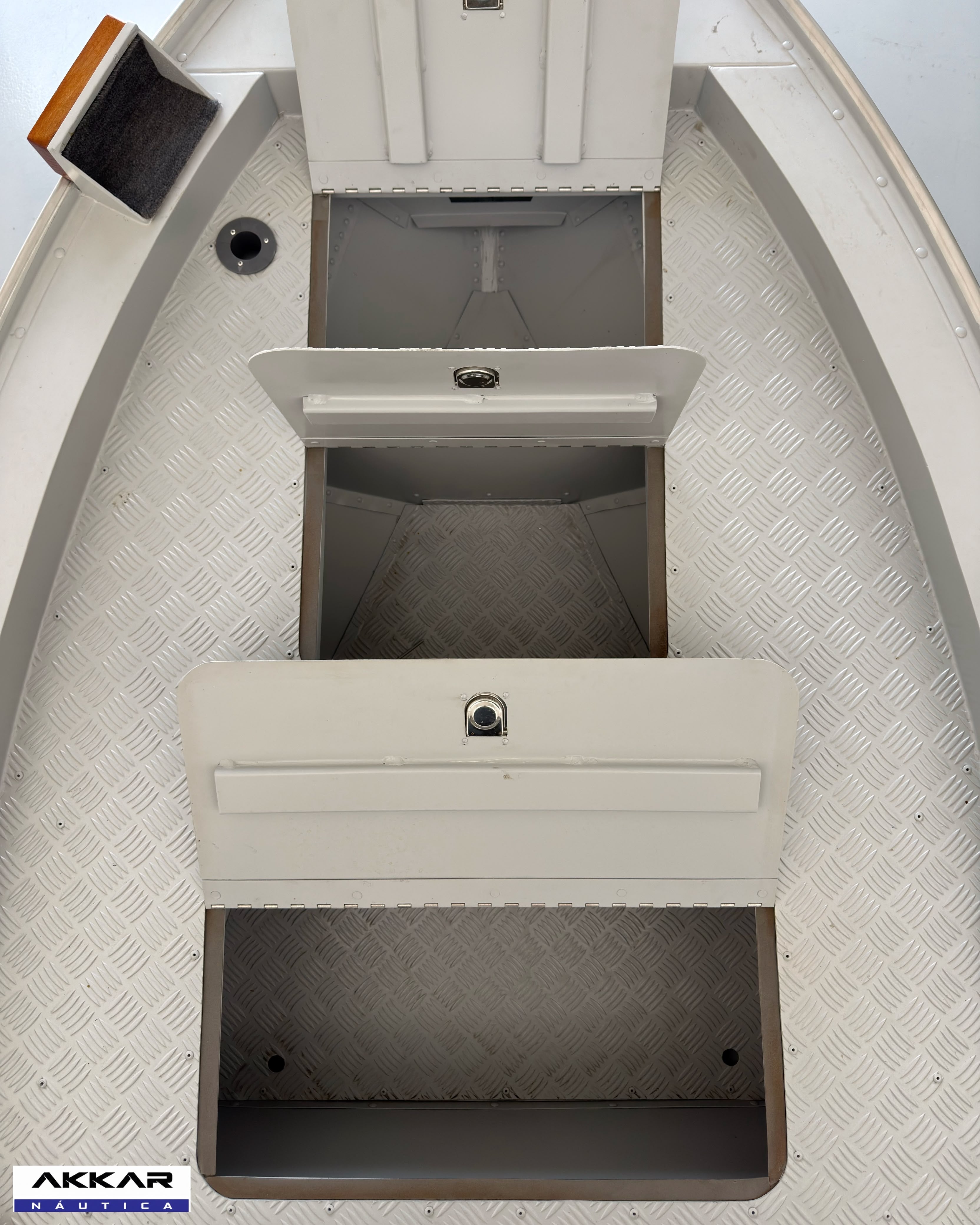Barco alumínio Levefort Marfim TR CLX + Motor 40HP 4T