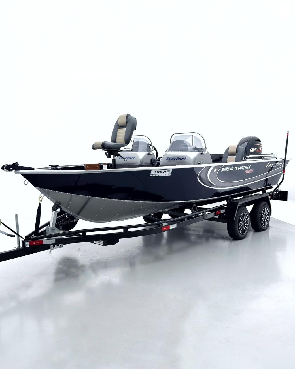 Levefort Marajó Matrix 19 Special Series + Motor Yamaha 150HP VMAX + CARRETA RODOVIARIA