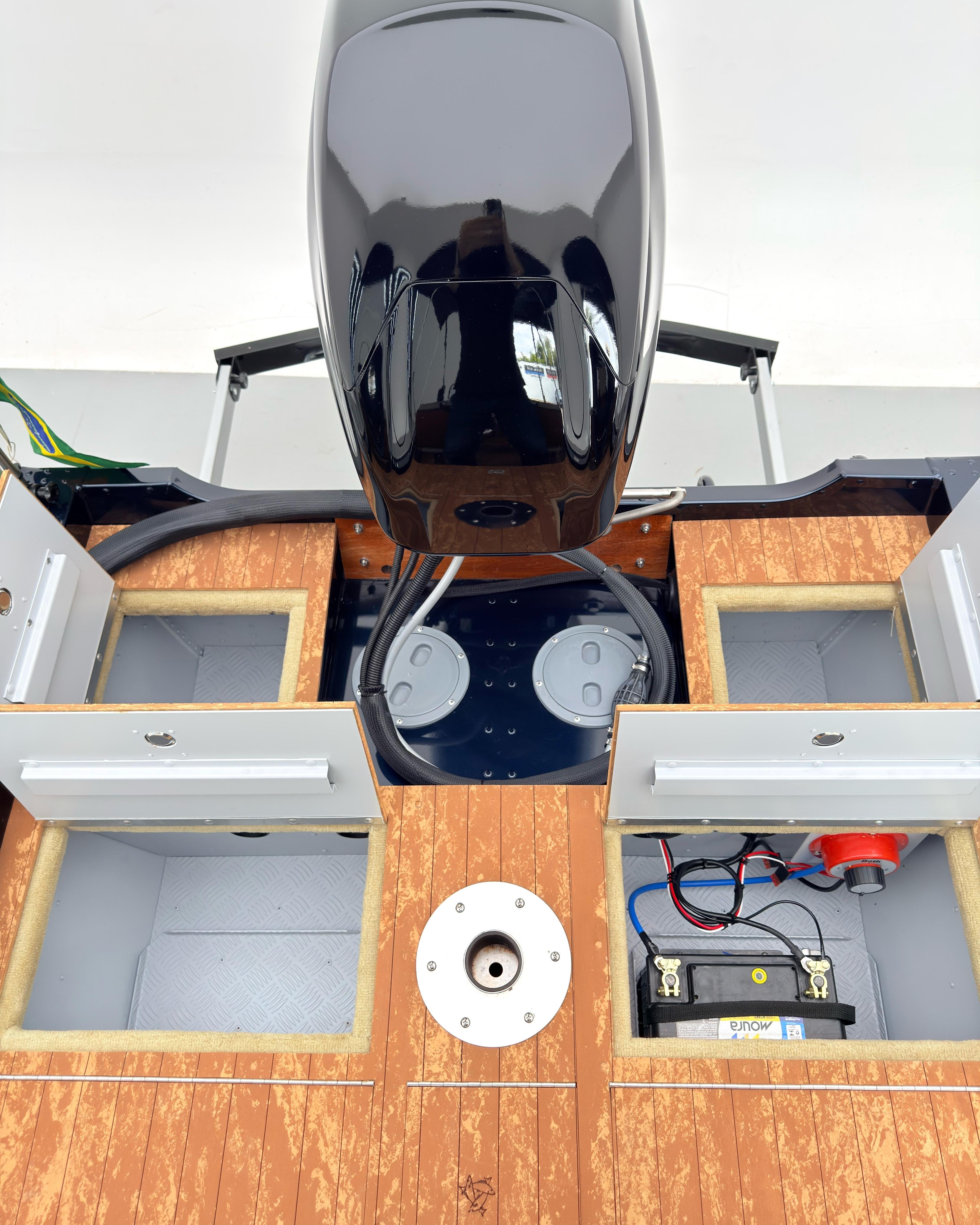 Barco Levefort Marfim 6.0 Sport Fishing Freestyle + Motor 60HP + Carreta rodoviária