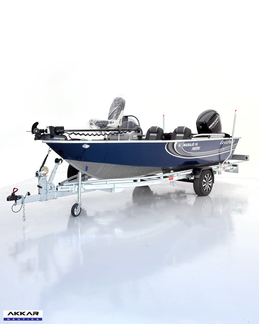 Barco Levefort Marajó Freestyle 16  + Motor 100HP + Carreta