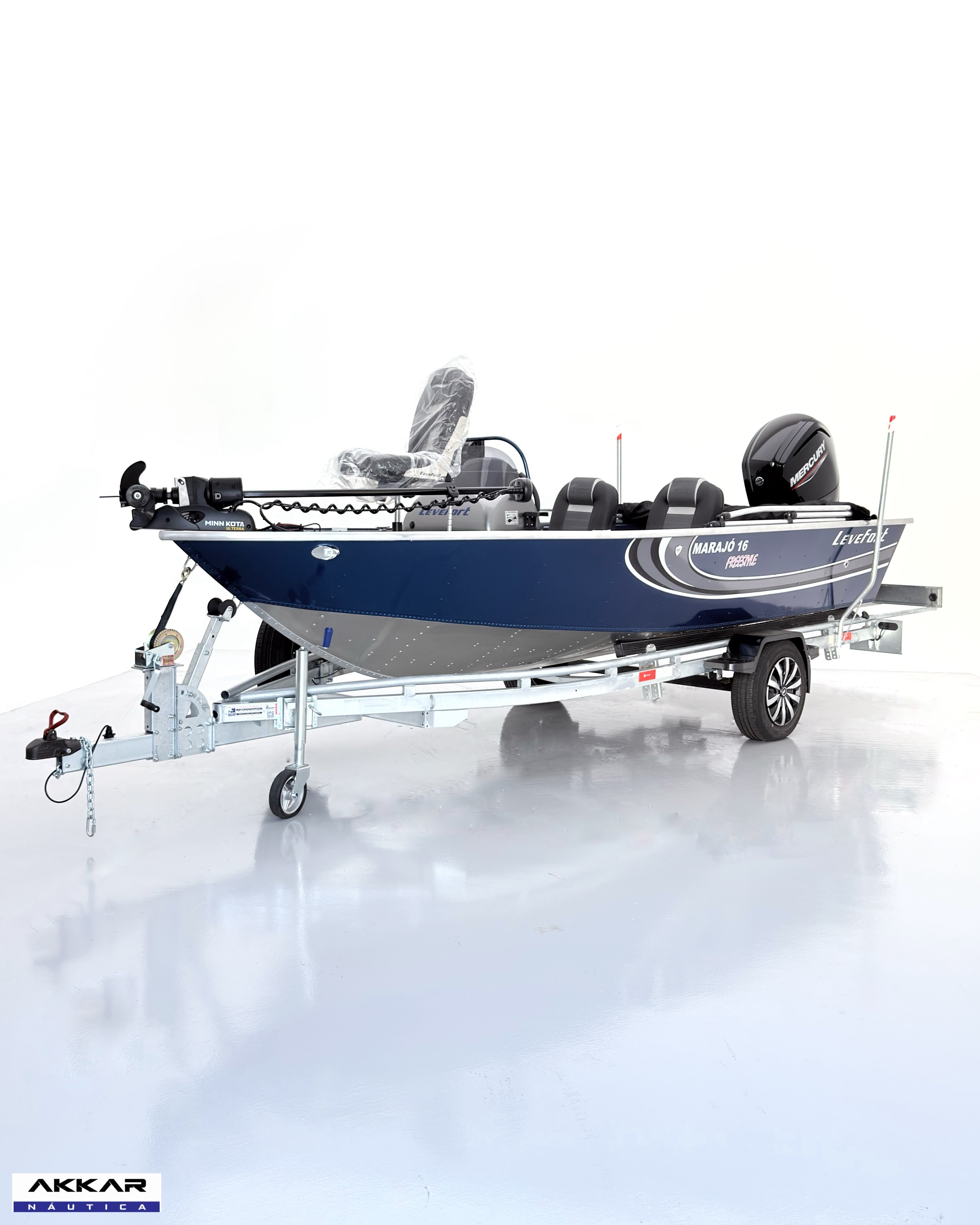Barco Levefort Marajó Freestyle 16  + Motor 100HP + Carreta