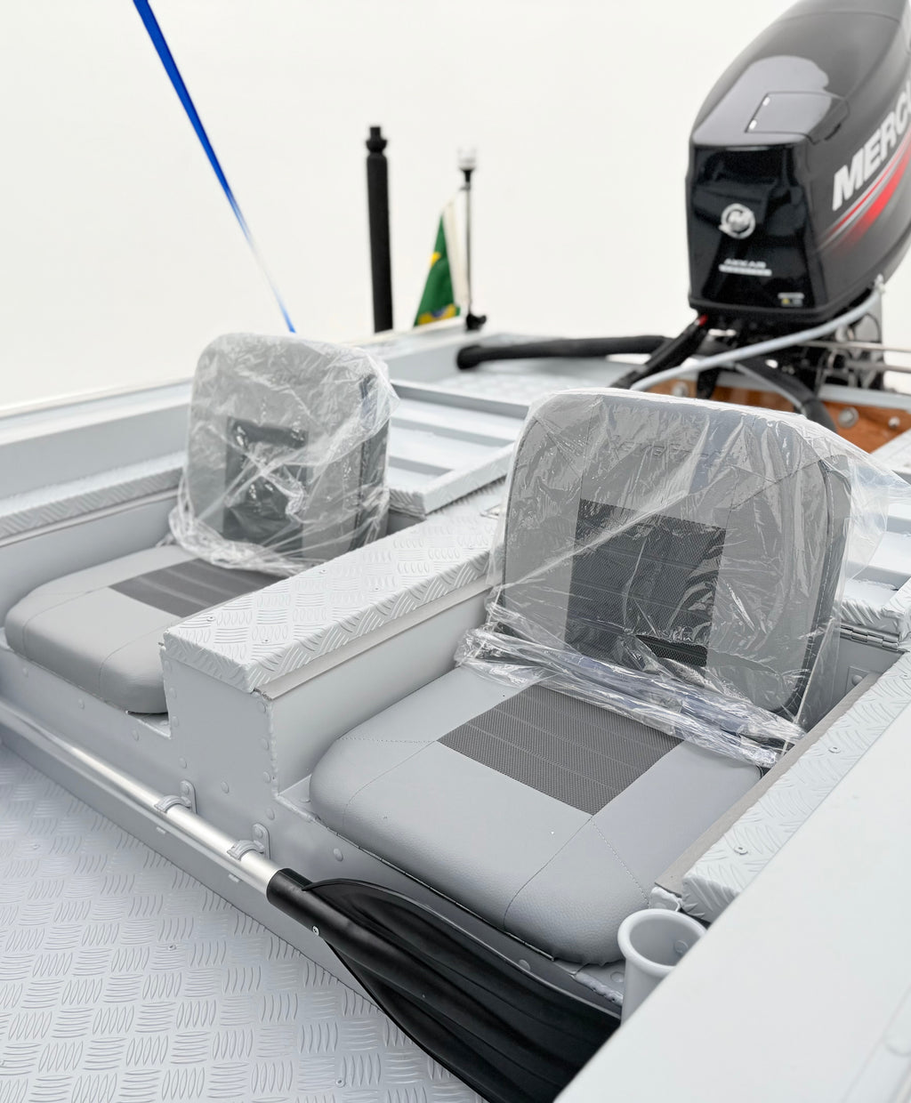 Barco alumínio Levefort Marfim TR CLX + Motor 50HP 2T + Carreta