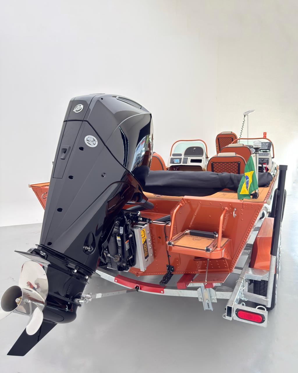 Levefort Marajó Matrix 19 Special Series + Motor MERCURY 200HP + CARRETA RODOVIARIA