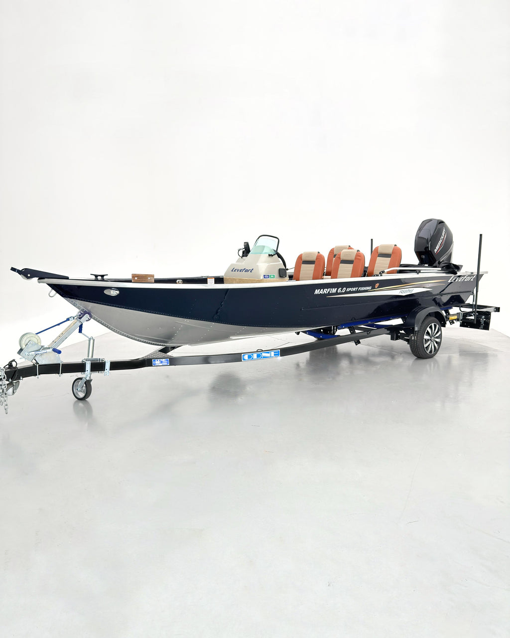 Barco Levefort Marfim 6.0 Sport Fishing Freestyle + Motor 60HP + Carreta rodoviária