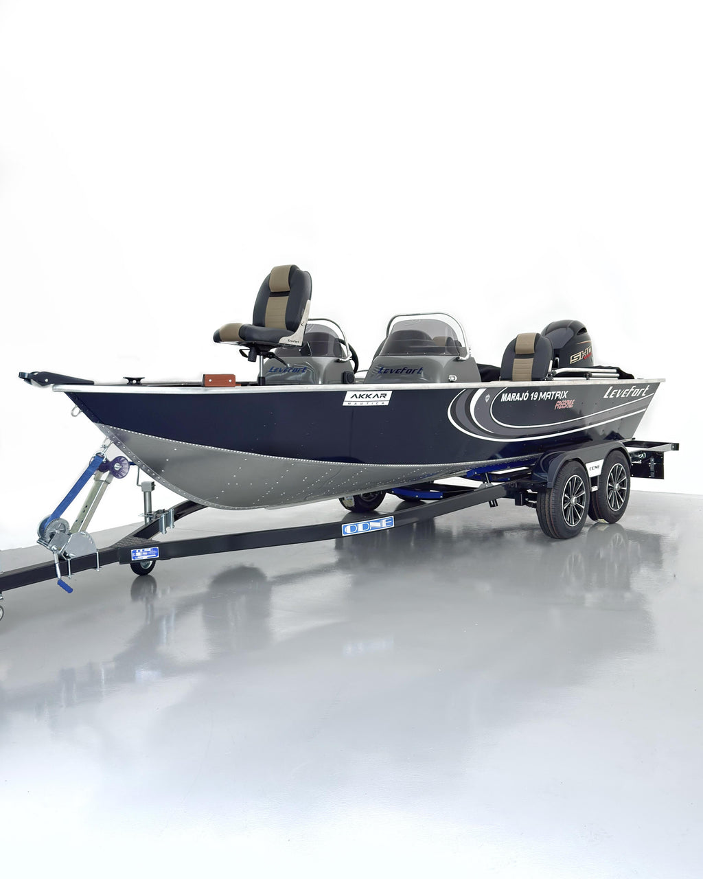 Levefort Marajó Matrix 19 Special Series + Motor Yamaha 150HP VMAX + CARRETA RODOVIARIA ODNE