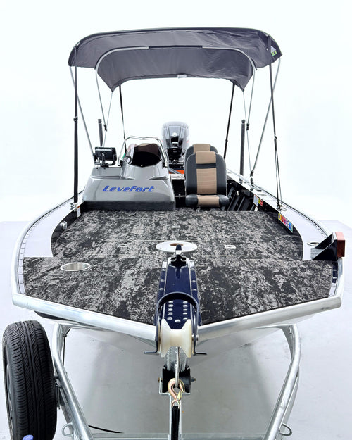 Barco lancha Levefort Apolus 600 S + Motor popa Mercury 100HP ELPT EFI + Carreta rodoviária