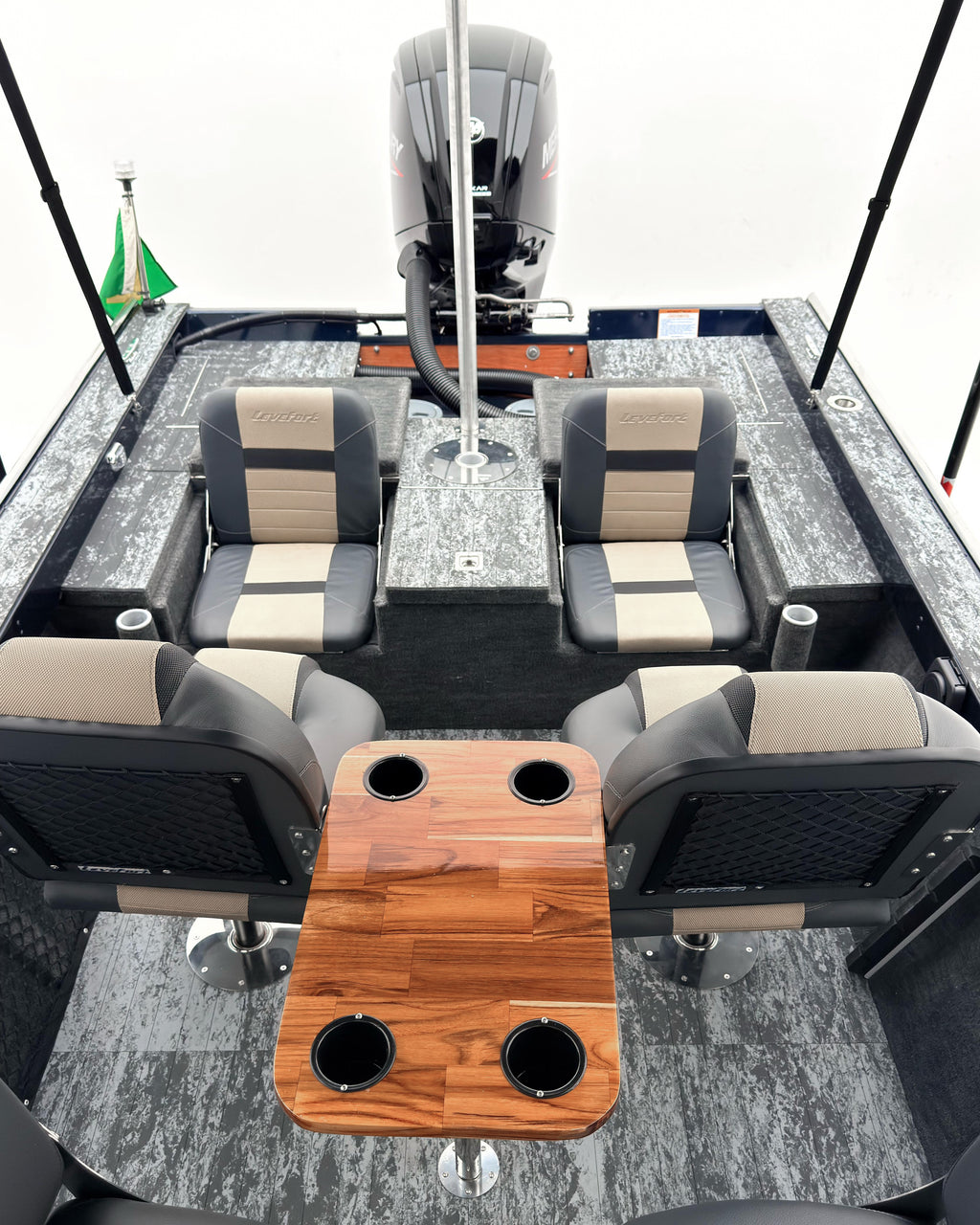 Barco Levefort Apolus Large FREESTYLE + Motor 100HP + Carreta com freio