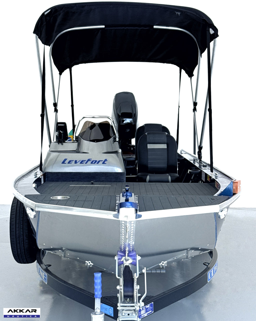 Barco lancha Levefort Apolus 600 + Motor popa Mercury 60HP ELPT EF + Carreta rodoviária