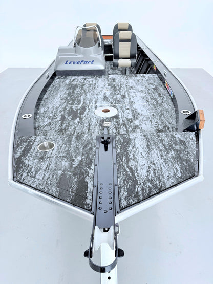 Barco lancha Levefort Apolus 600 S + Motor popa Mercury 100HP ELPT EFI + Carreta rodoviária