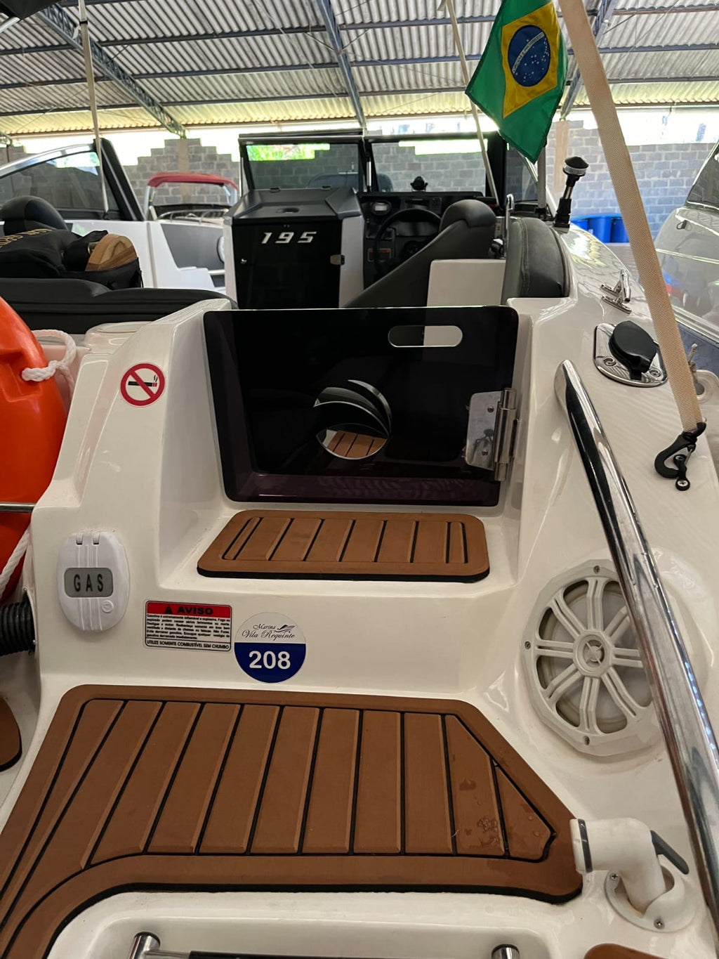 Lancha Barco Ventura 195 Crossover