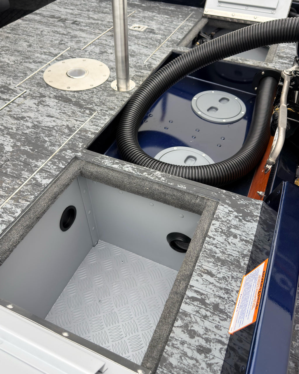 Barco Levefort Apolus Large FREESTYLE + Motor 100HP + Carreta com freio