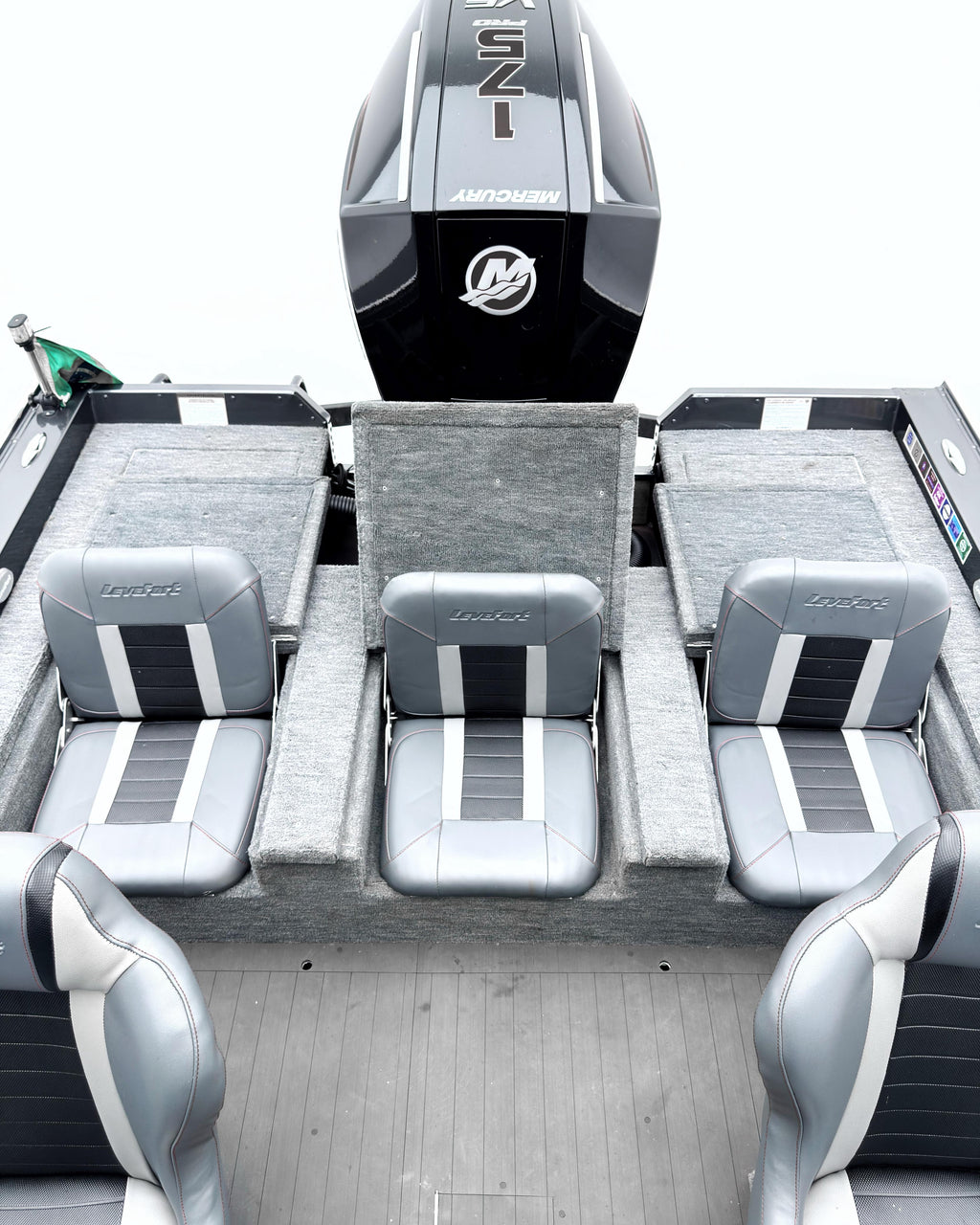 Barco lancha Levefort Marajó 19 Matrix BASS EDITION + MOTOR 175 HP + Carreta rodoviária