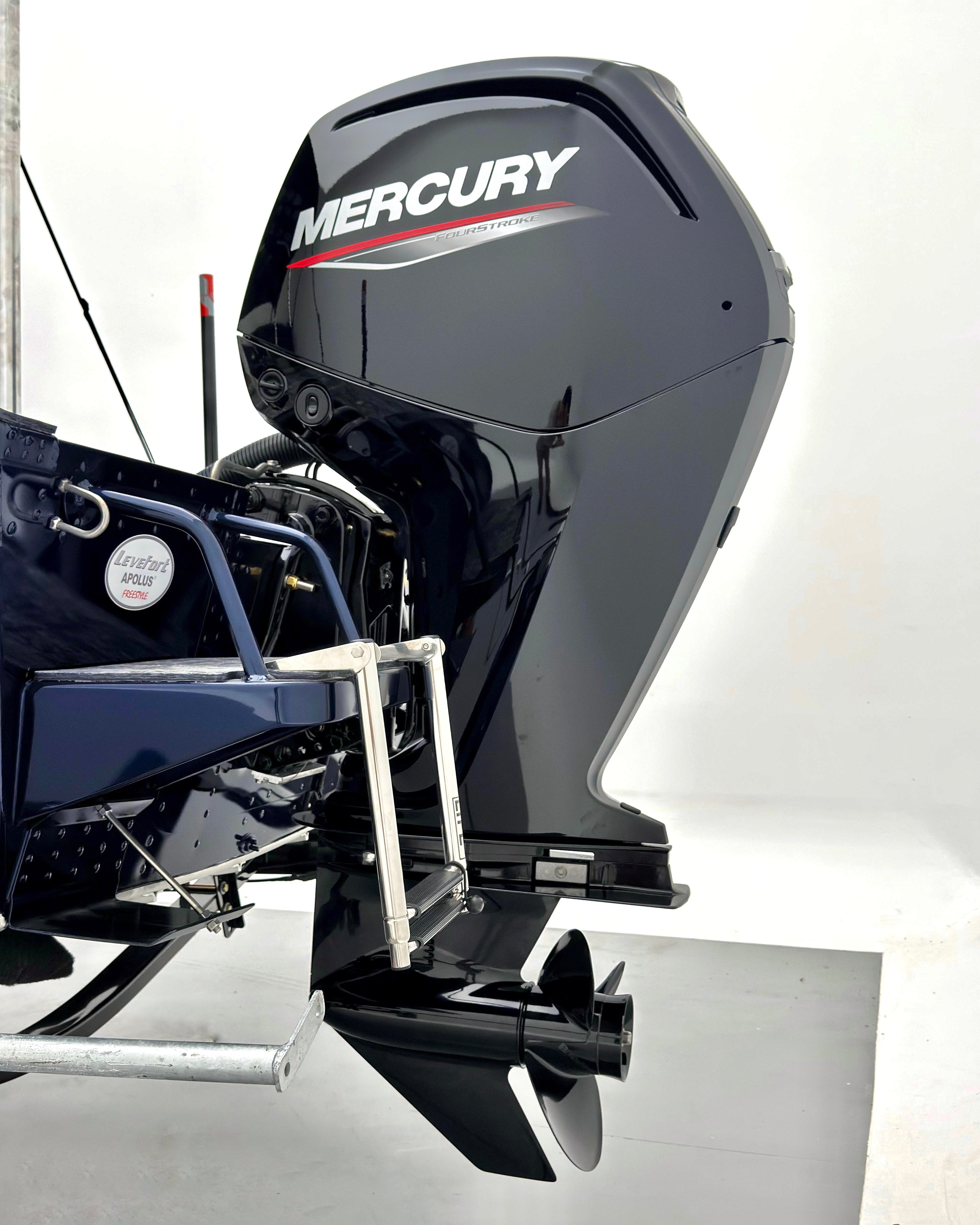 Barco Levefort Apolus Large FREESTYLE + Motor 100HP + Carreta com freio