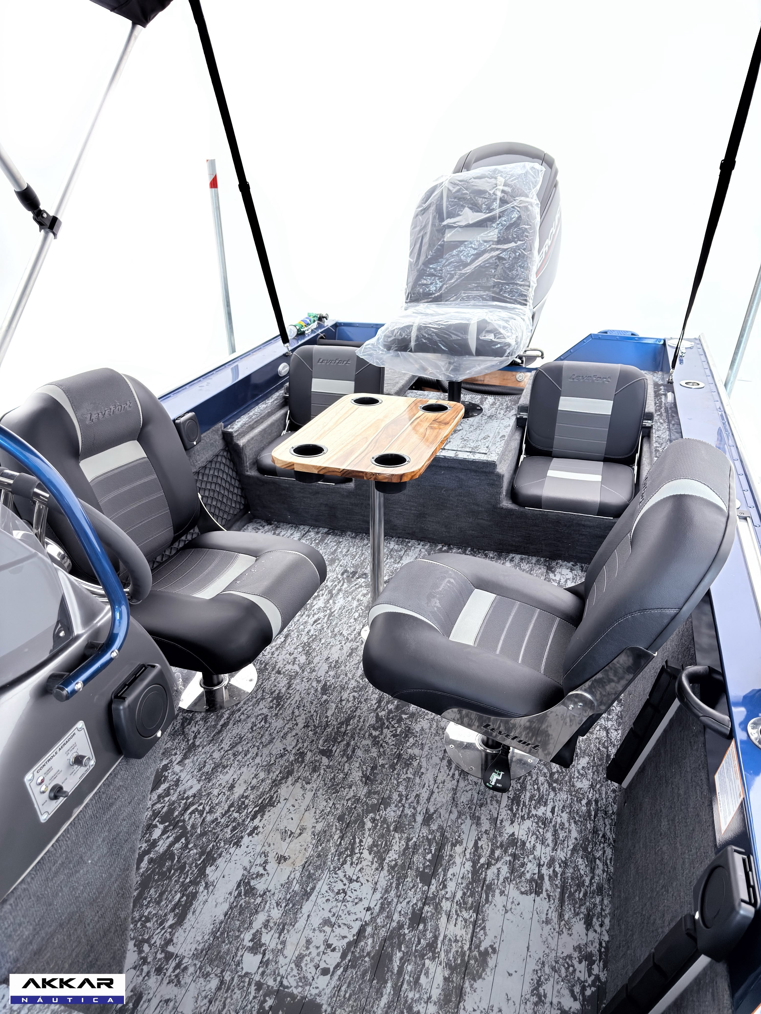 Barco Levefort Marajó Freestyle 16  + Motor 100HP + Carreta