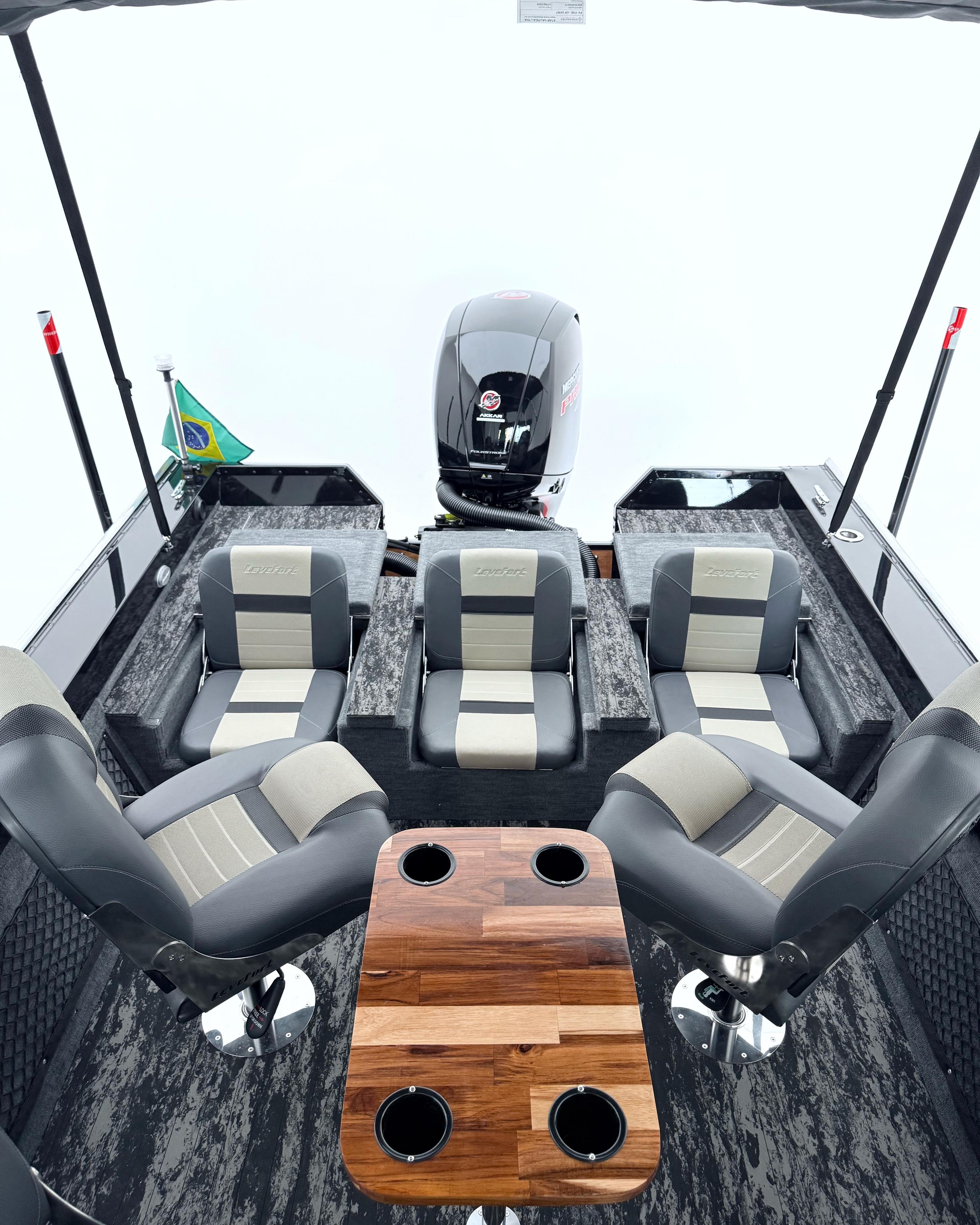 Levefort Marajó Matrix 19 Special Series + Motor Mercury PROXS 150HP + CARRETA RODOVIARIA