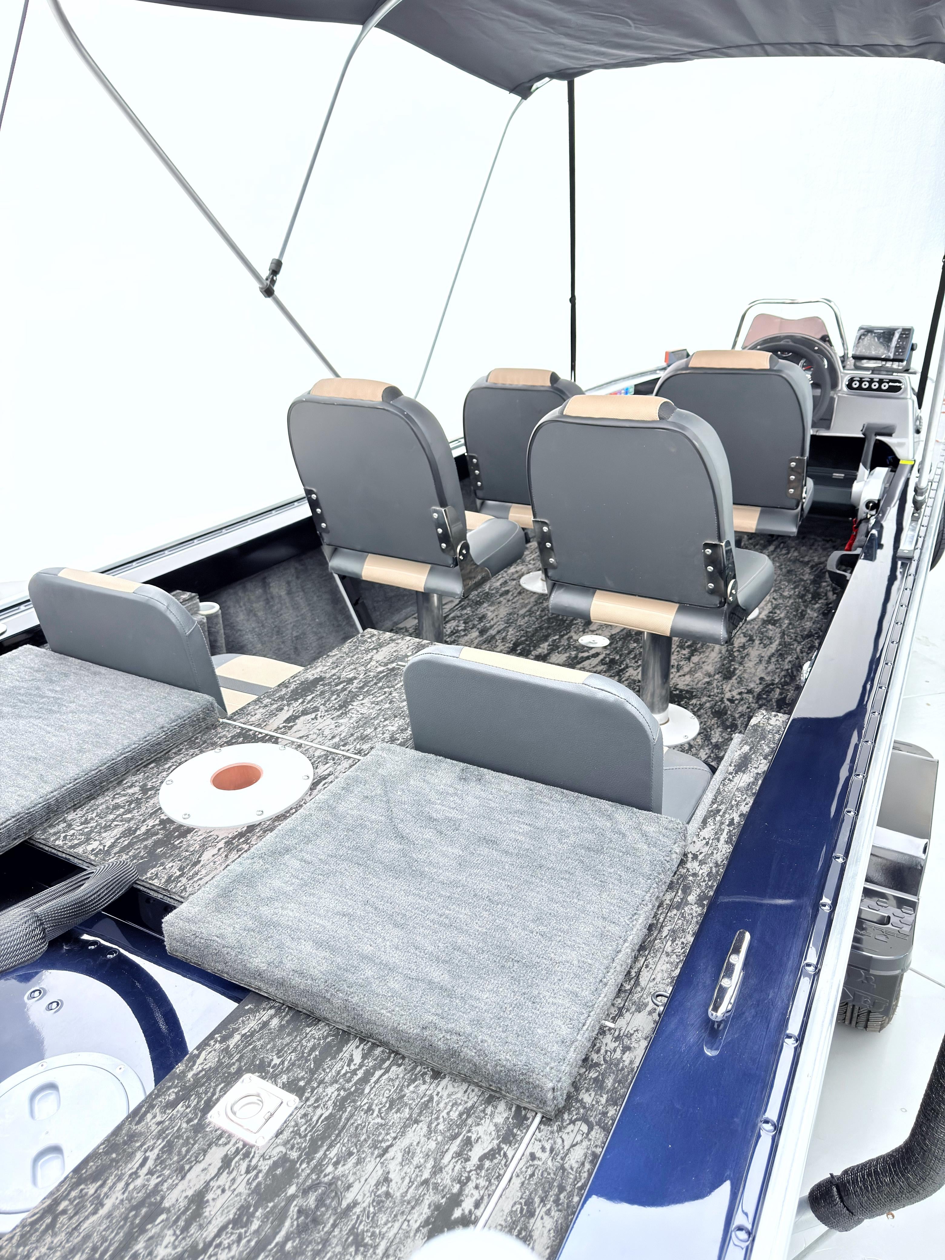 Barco lancha Levefort Apolus 600 S + Motor popa Mercury 100HP ELPT EFI + Carreta rodoviária