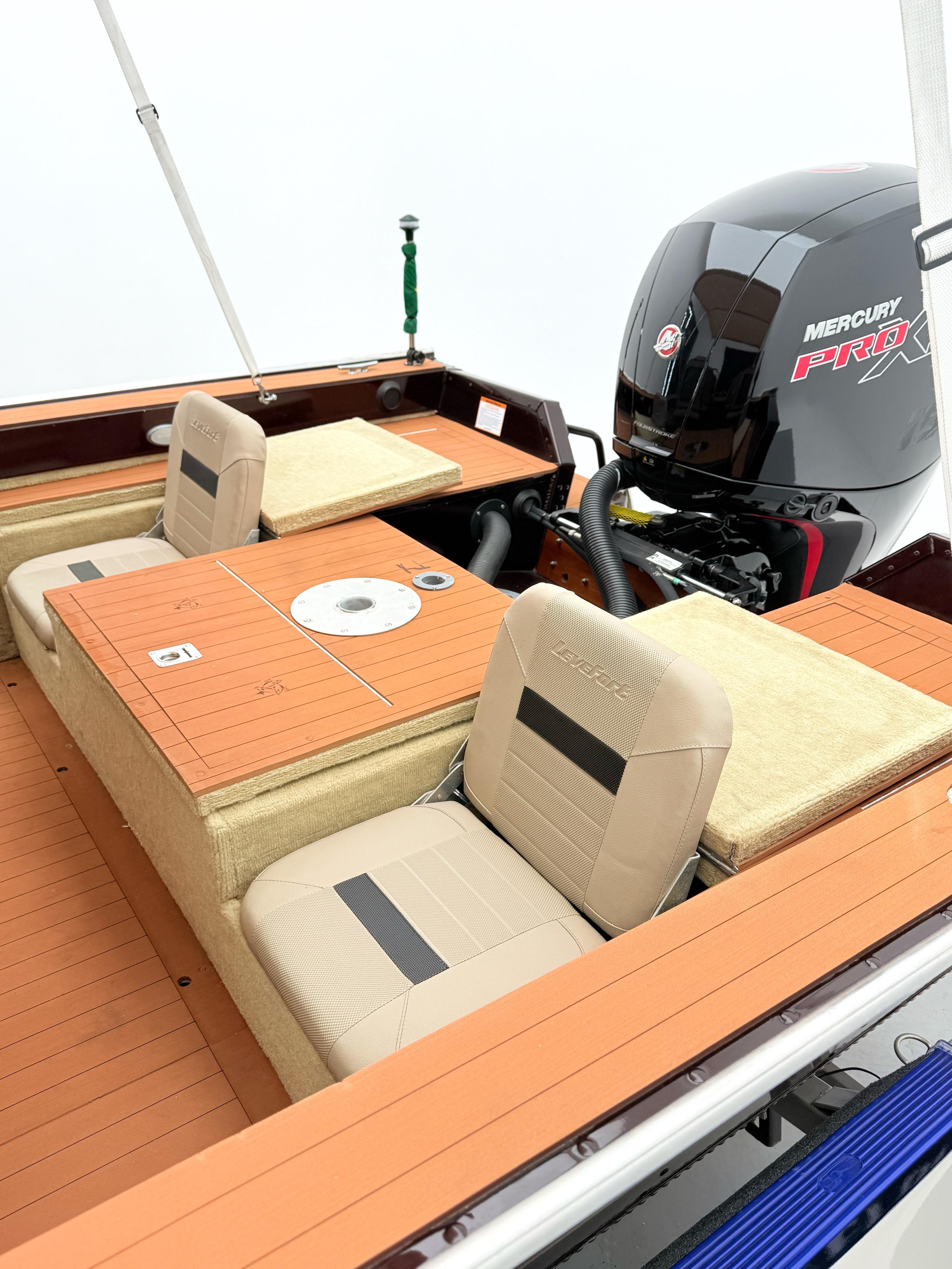 Levefort Marajó Matrix 19 Special Series + Motor Mercury PROXS 150HP + CARRETA RODOVIARIA