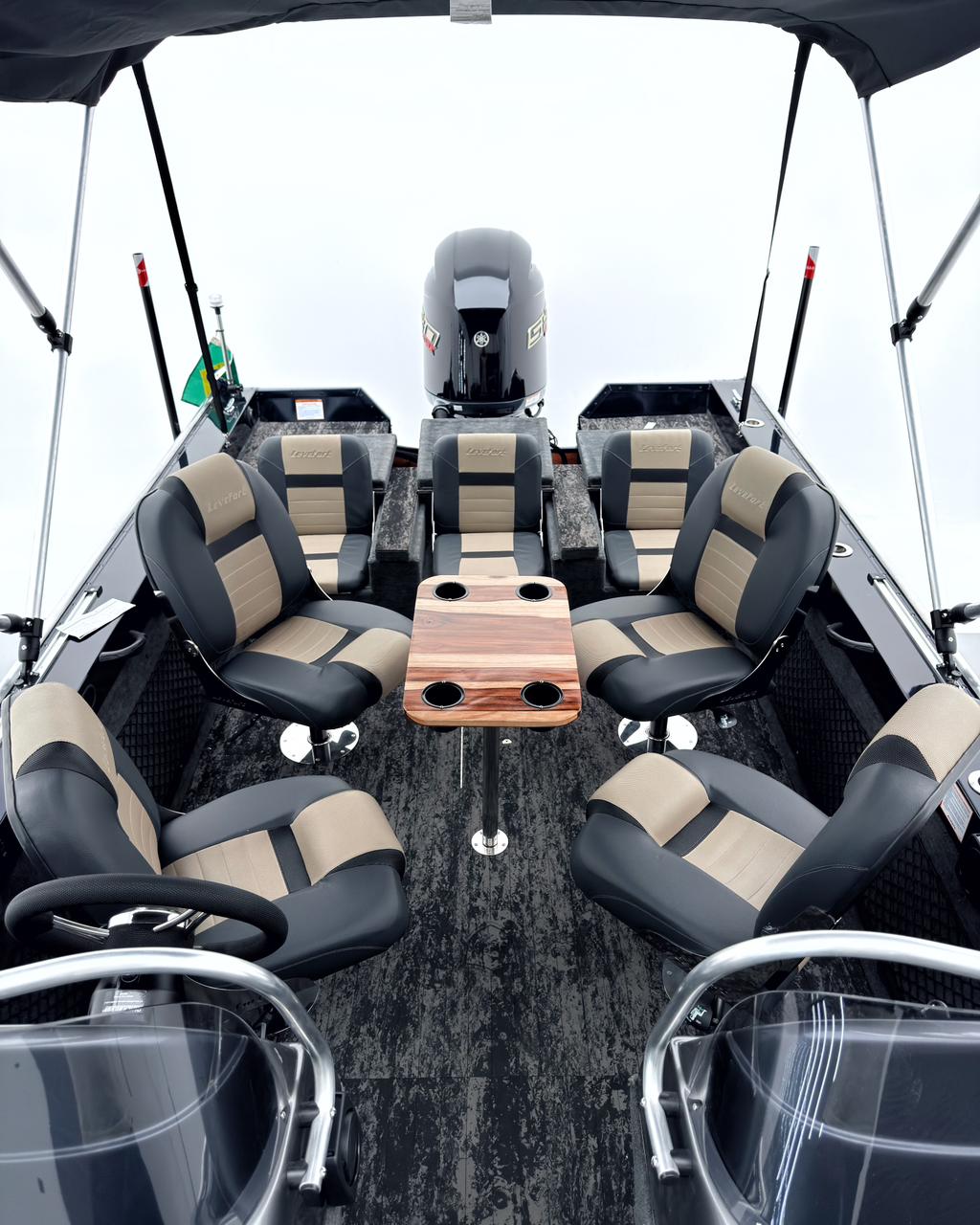 Levefort Marajó Matrix 19 Special Series + Motor Yamaha 150HP VMAX + CARRETA RODOVIARIA