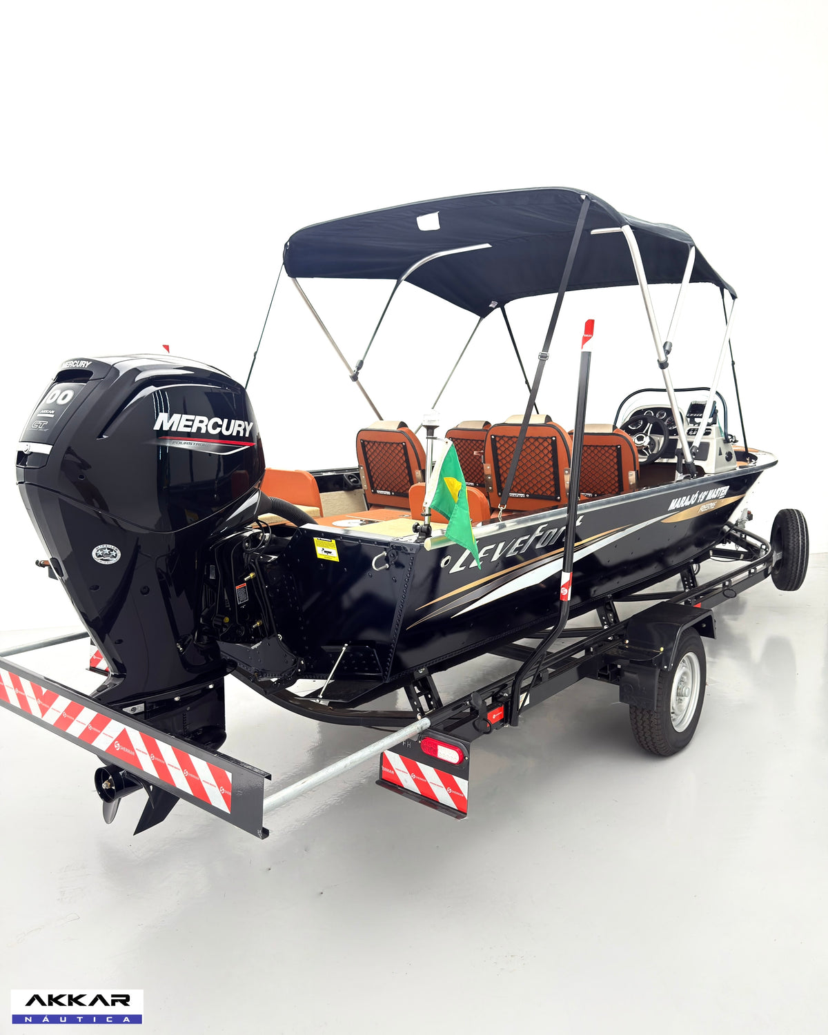 Barco Levefort Marajó Master Freestyle 19′ Special Series + Motor Mercury 100HP + Carreta rodoviaria